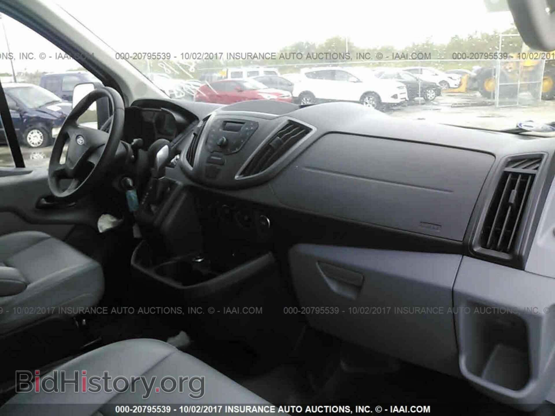 2016 Ford Transit - VIN: 1FTYR2ZM0GKB24522 - Photo 5