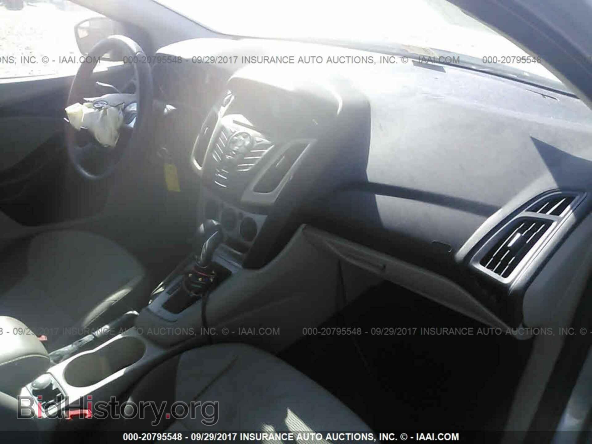 2012 Ford Focus - VIN: 1FAHP3F23CL220217 - Фото 5