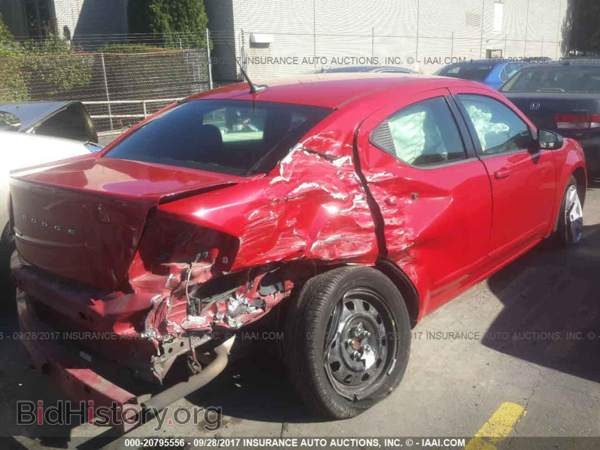 2011 Dodge Avenger - VIN: 1B3BD4FB3BN528832 - Фото 4