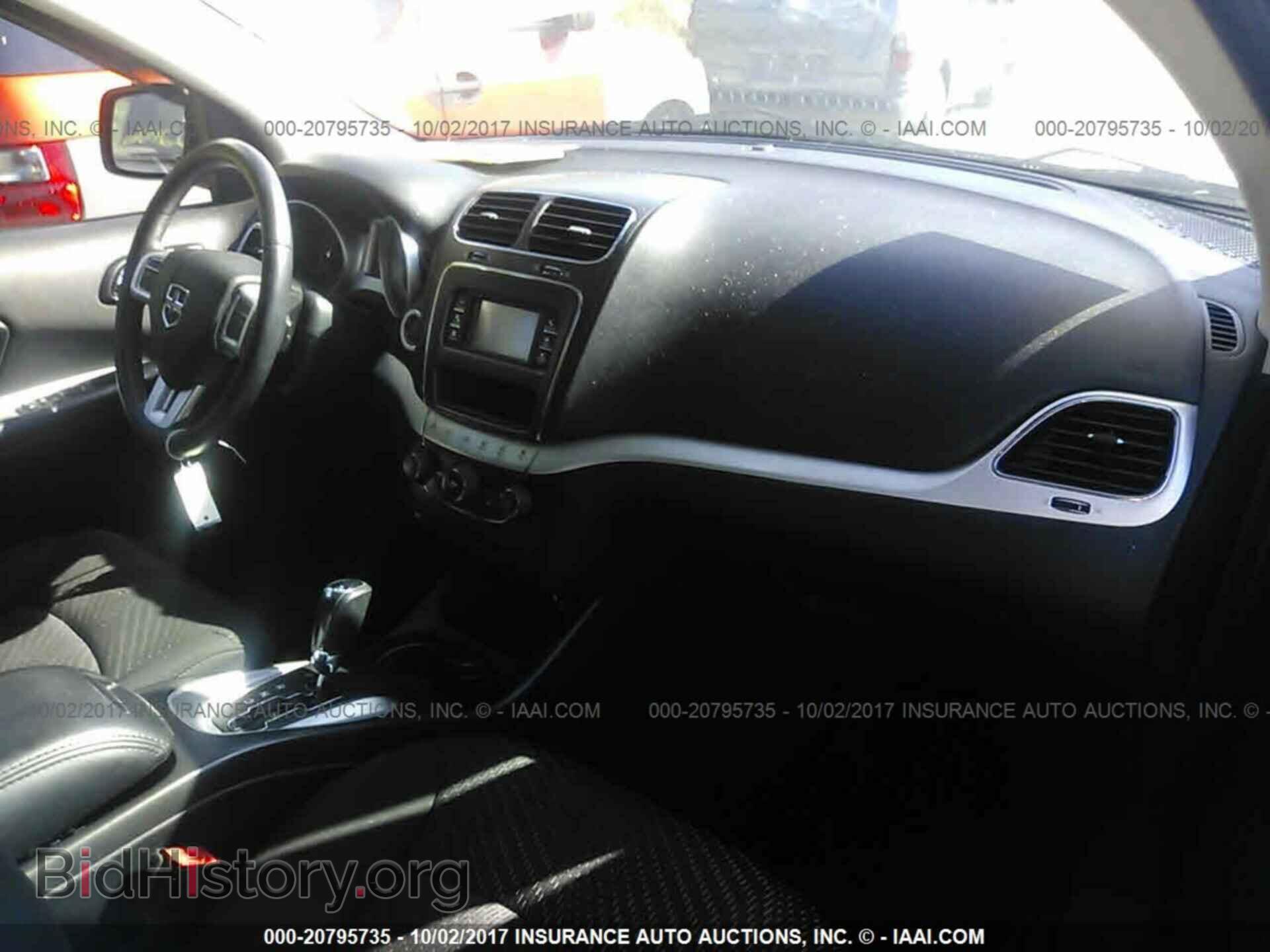 2012 Dodge Journey - VIN: 3C4PDCBG9CT358557 - Photo 5