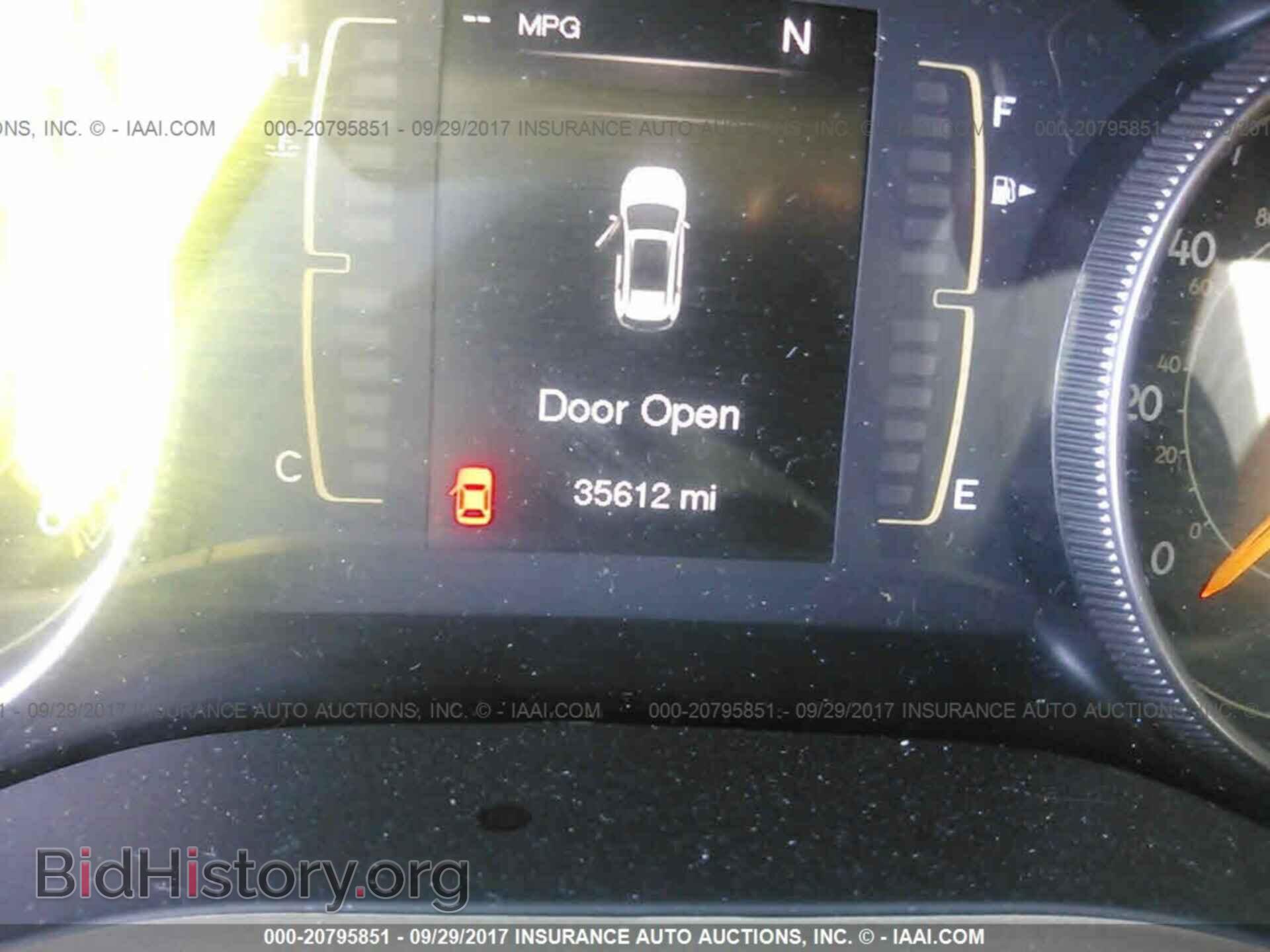 2015 Jeep Cherokee - VIN: 1C4PJLCS0FW732693 - Фото 7