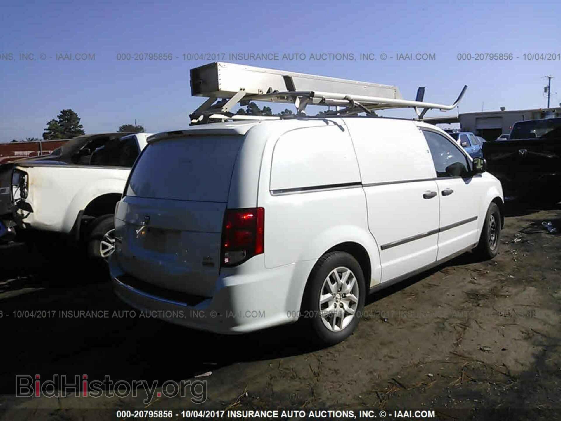 2014 Ram Tradesman - VIN: 2C4JRGAG5ER389990 - Фото 4