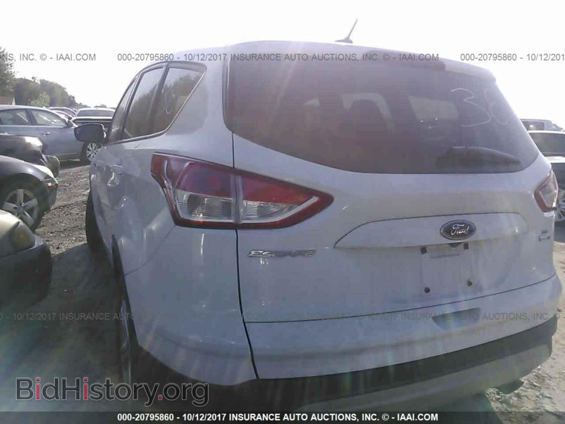 2015 Ford Escape - VIN: 1FMCU9GX8FUB64134 - Фото 3