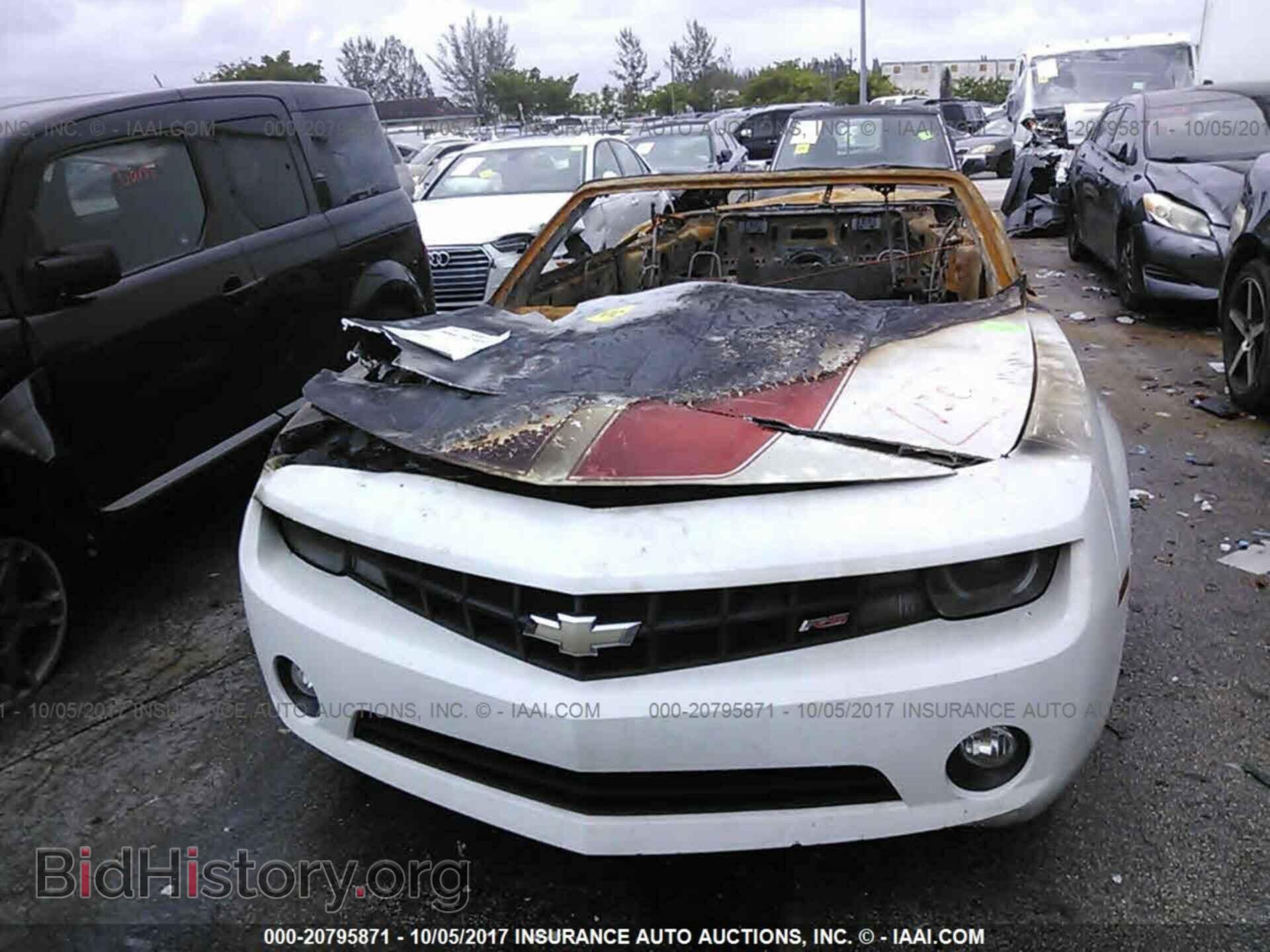 2011 Chevrolet Camaro - VIN: 2G1FC3DD7B9168106 - Фото 6