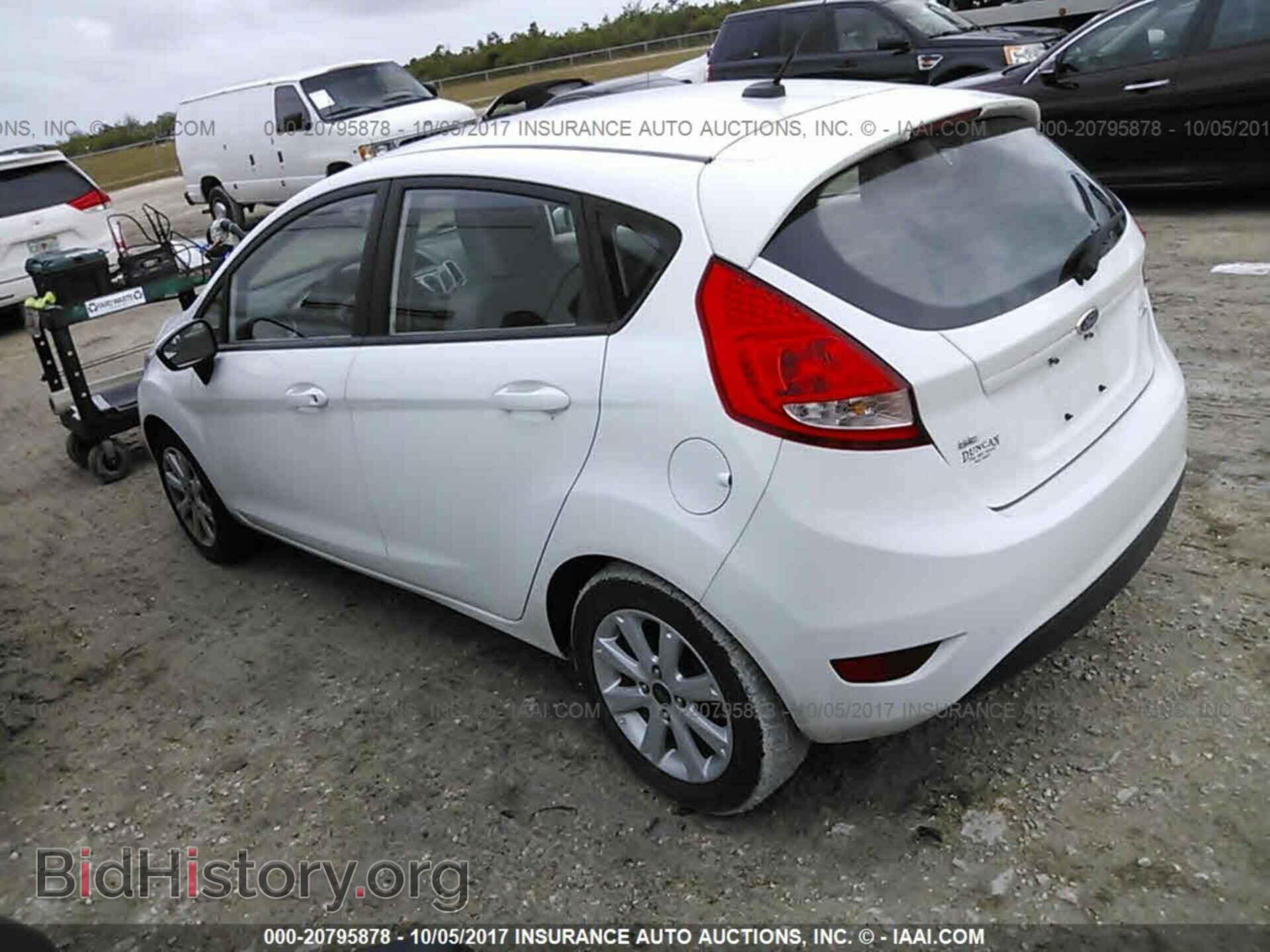 2012 Ford Fiesta - VIN: 3FADP4EJ4CM184632 - Photo 3