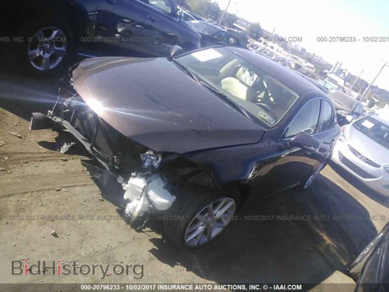 2012 Lexus IS (VIN JTHCF5C22C5055691) — photo 2 of 10