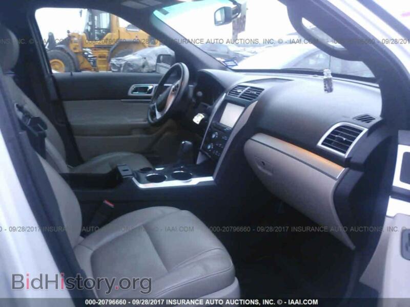 2011 Ford EXPLORER (VIN 1FMHK7D86BGA50395) — фото 5 из 10
