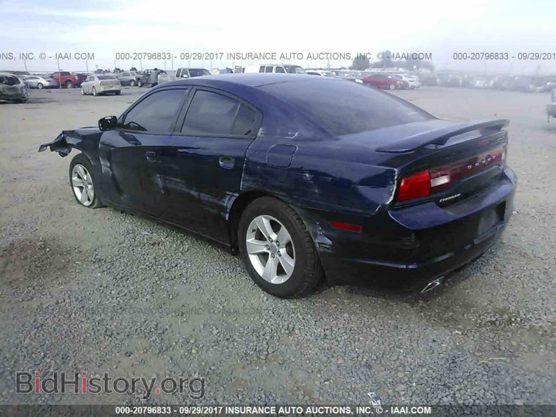 2013 Dodge Charger - VIN: 2C3CDXBGXDH568637 - Фото 3
