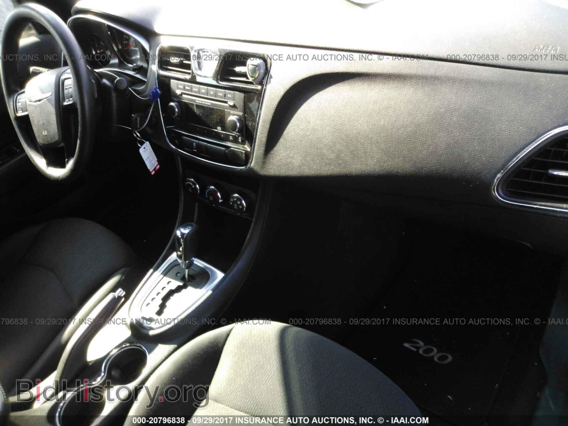 2013 Chrysler 200 - VIN: 1C3CCBAB6DN669502 - Photo 5