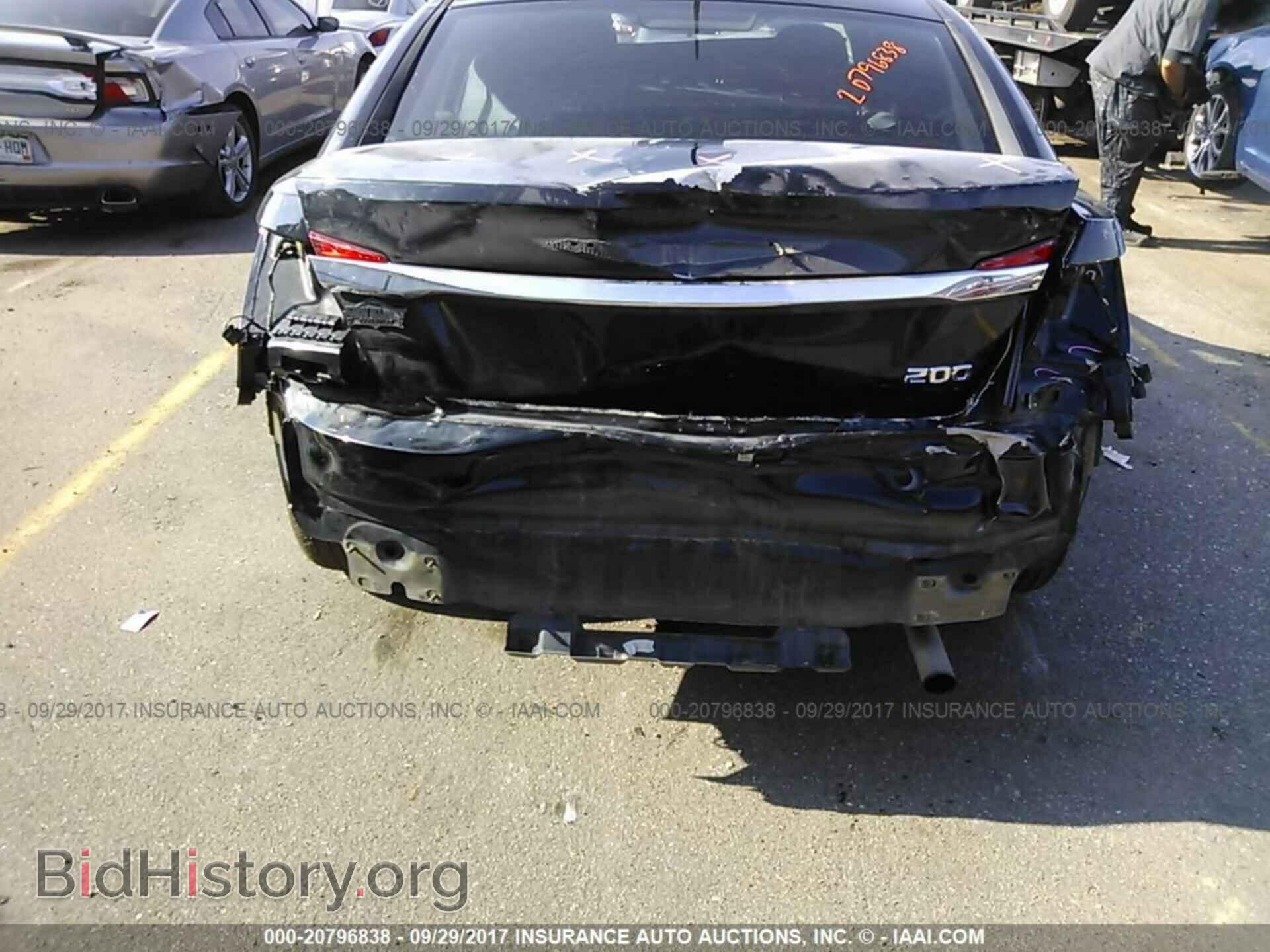 2013 Chrysler 200 - VIN: 1C3CCBAB6DN669502 - Photo 6