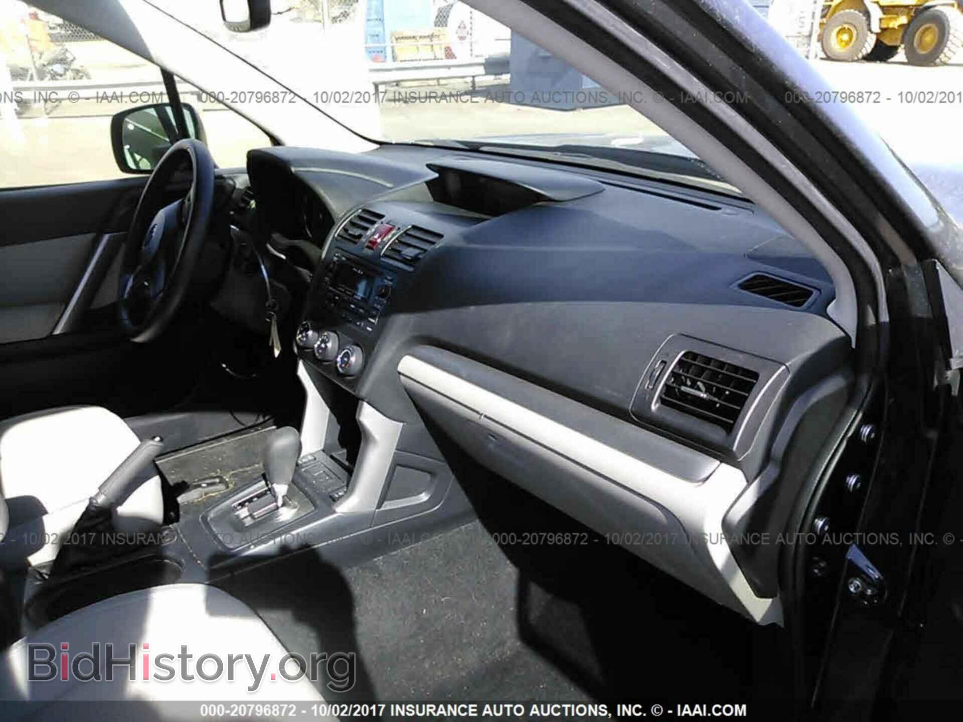 2015 Subaru Forester - VIN: JF2SJAFC0FH585686 - Photo 5