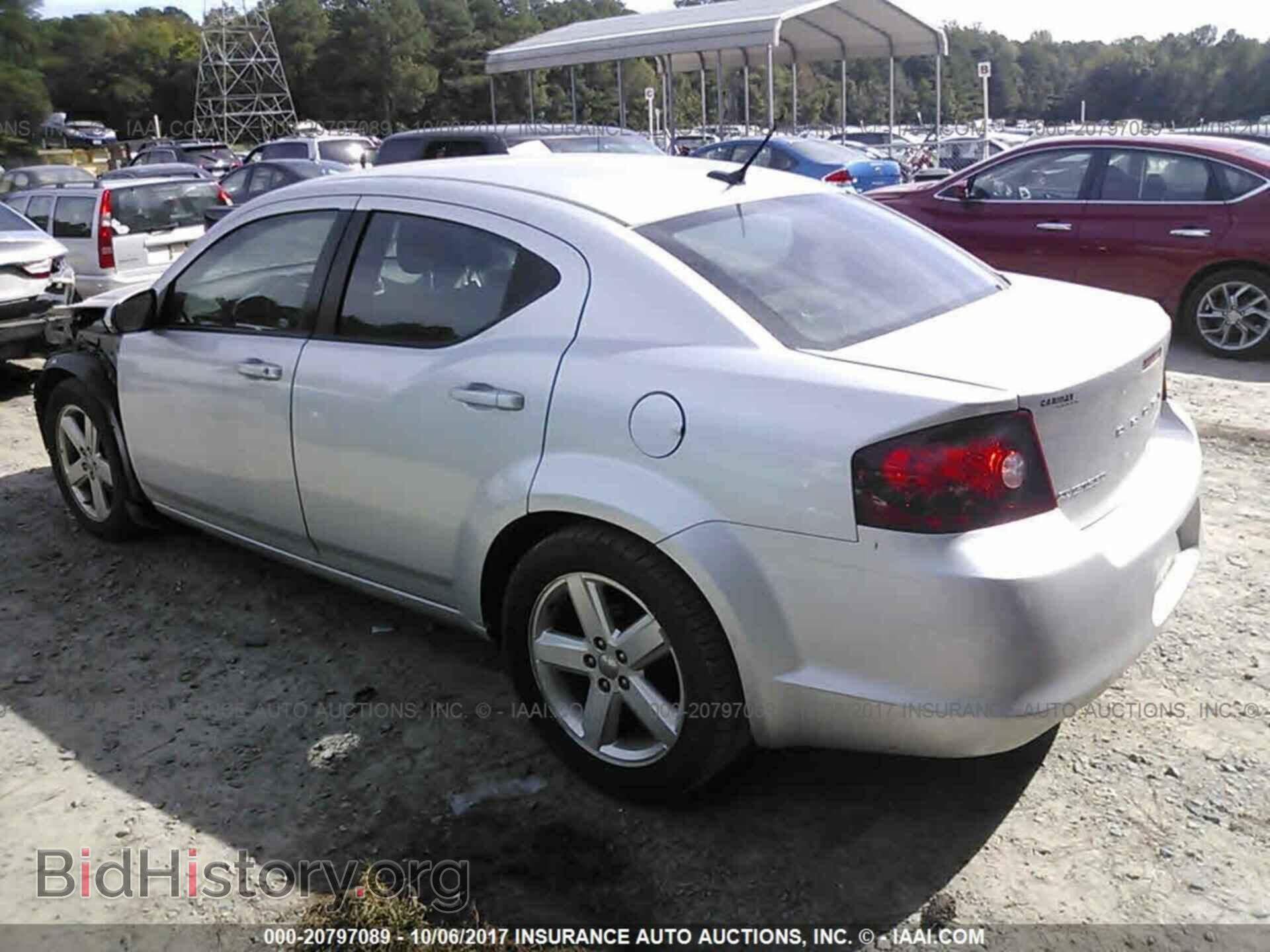 2011 Dodge Avenger - VIN: 1B3BD1FB3BN602197 - Фото 3