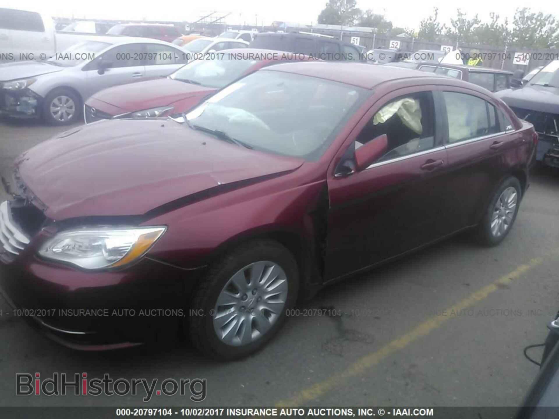 2014 Chrysler 200 - VIN: 1C3CCBABXEN207588 - Photo 2