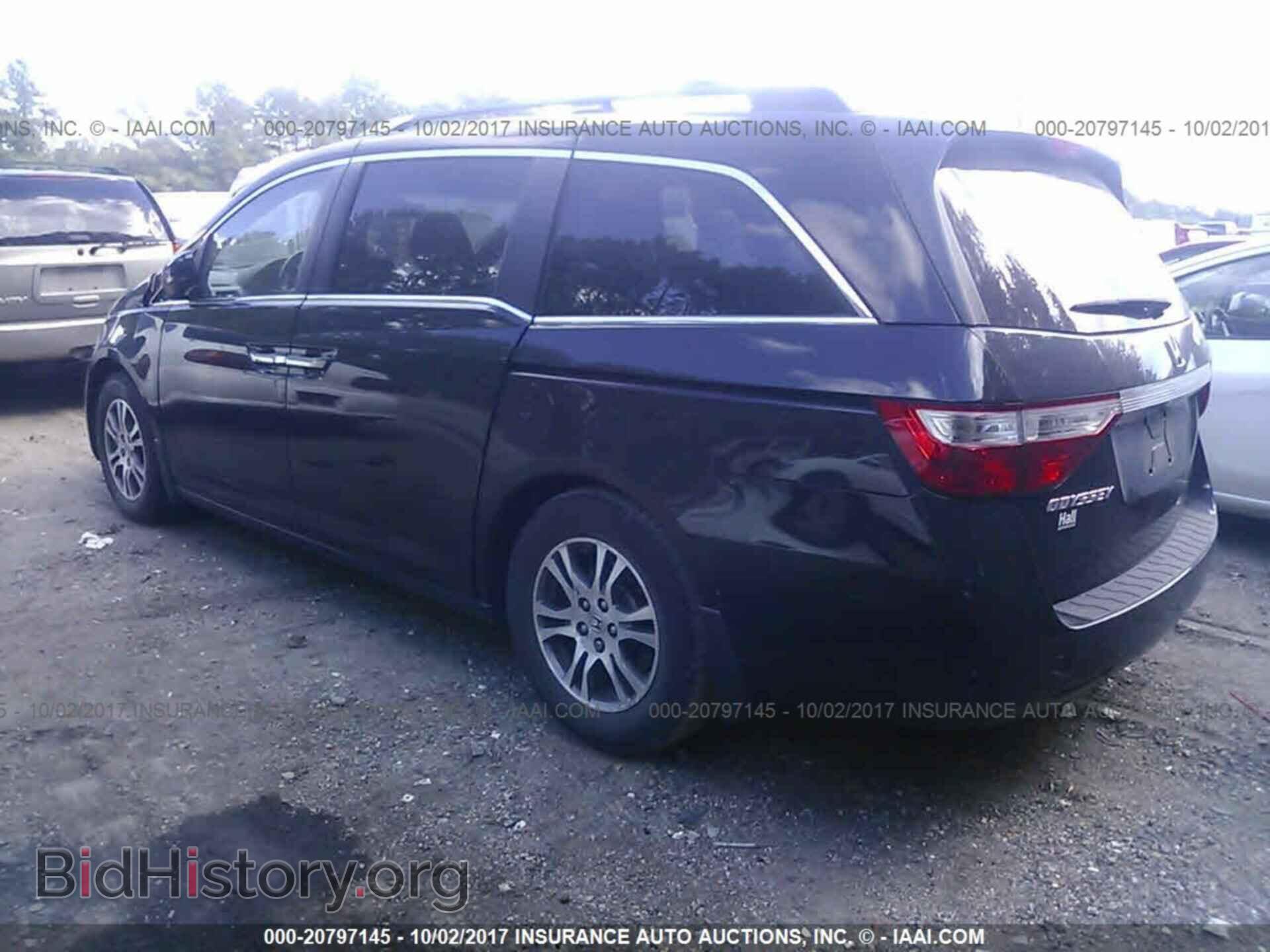 2011 Honda Odyssey - VIN: 5FNRL5H65BB069999 - Фото 3