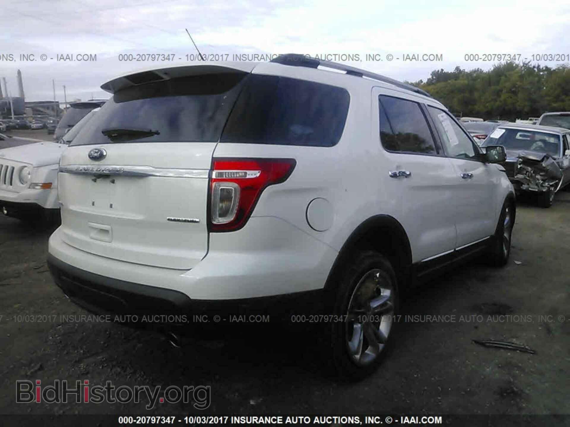 2013 Ford Explorer - VIN: 1FM5K7F87DGB39508 - Photo 4