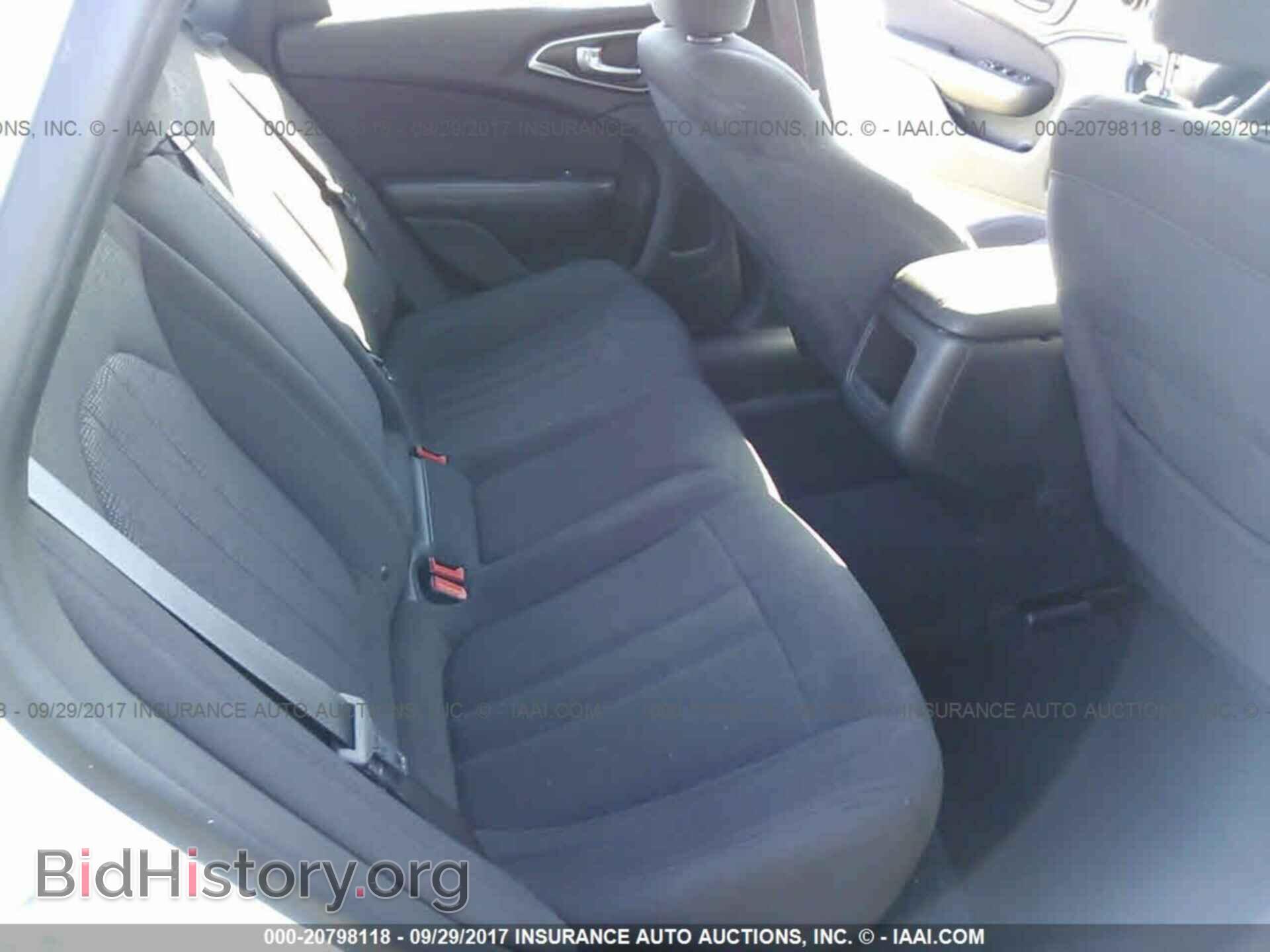 2015 Chrysler 200 - VIN: 1C3CCCAB2FN676083 - Фото 8