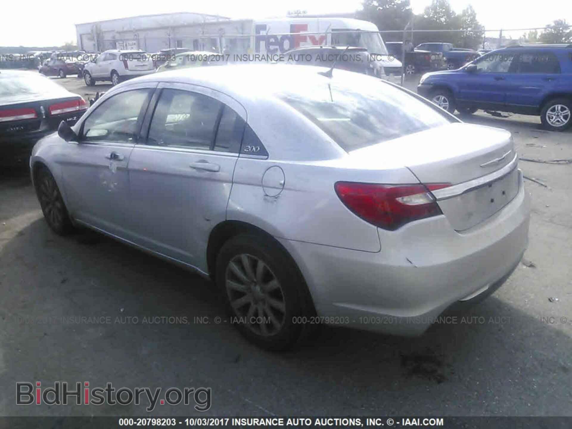 2012 Chrysler 200 - VIN: 1C3CCBBB4CN217707 - Фото 3