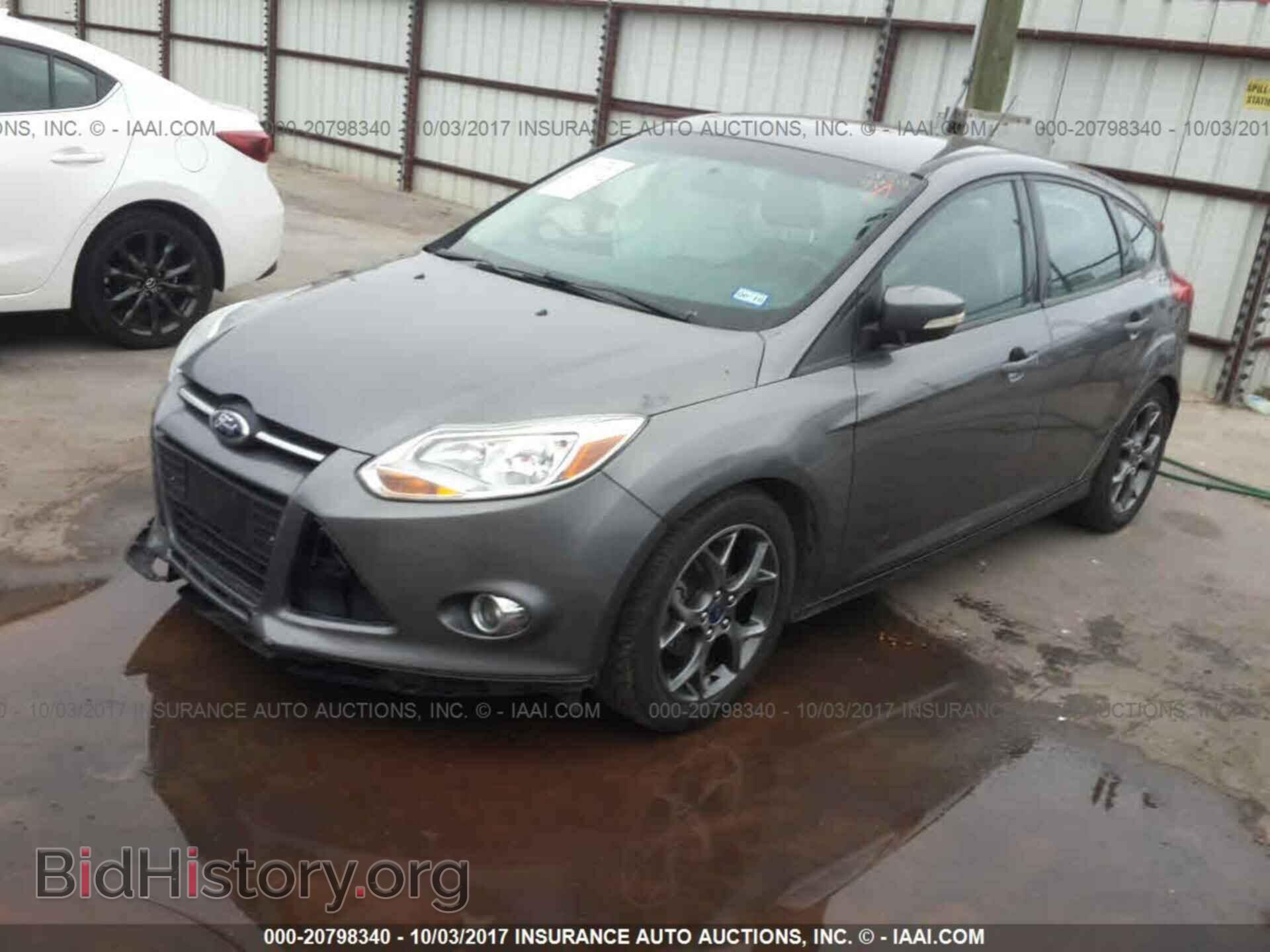 2014 Ford Focus - VIN: 1FADP3K21EL212026 - Photo 2