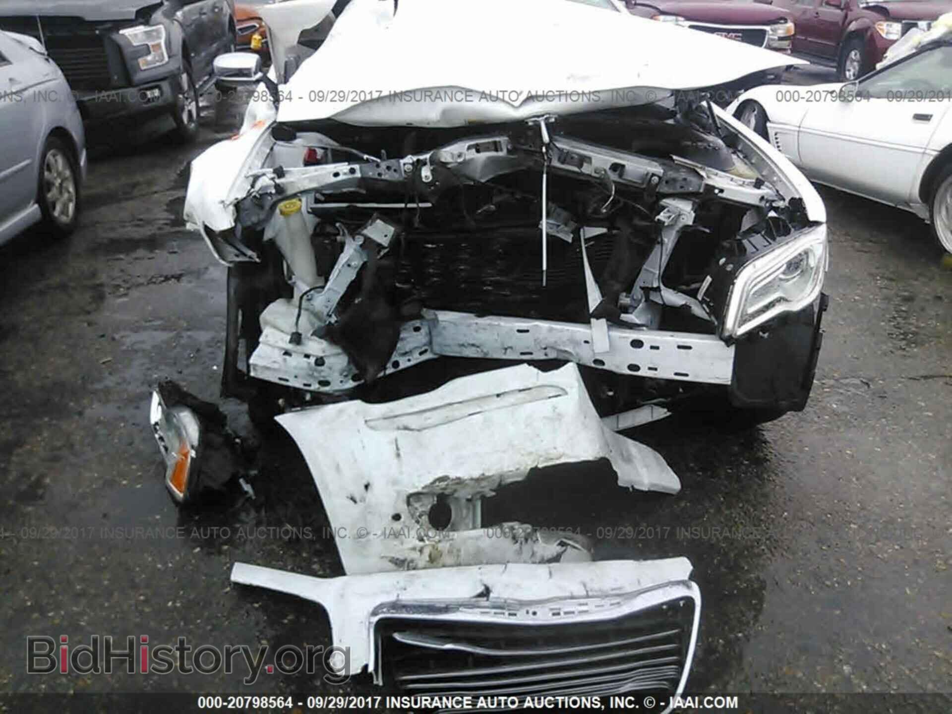 2014 Chrysler 300c - VIN: 2C3CCAEG7EH105058 - Фото 6