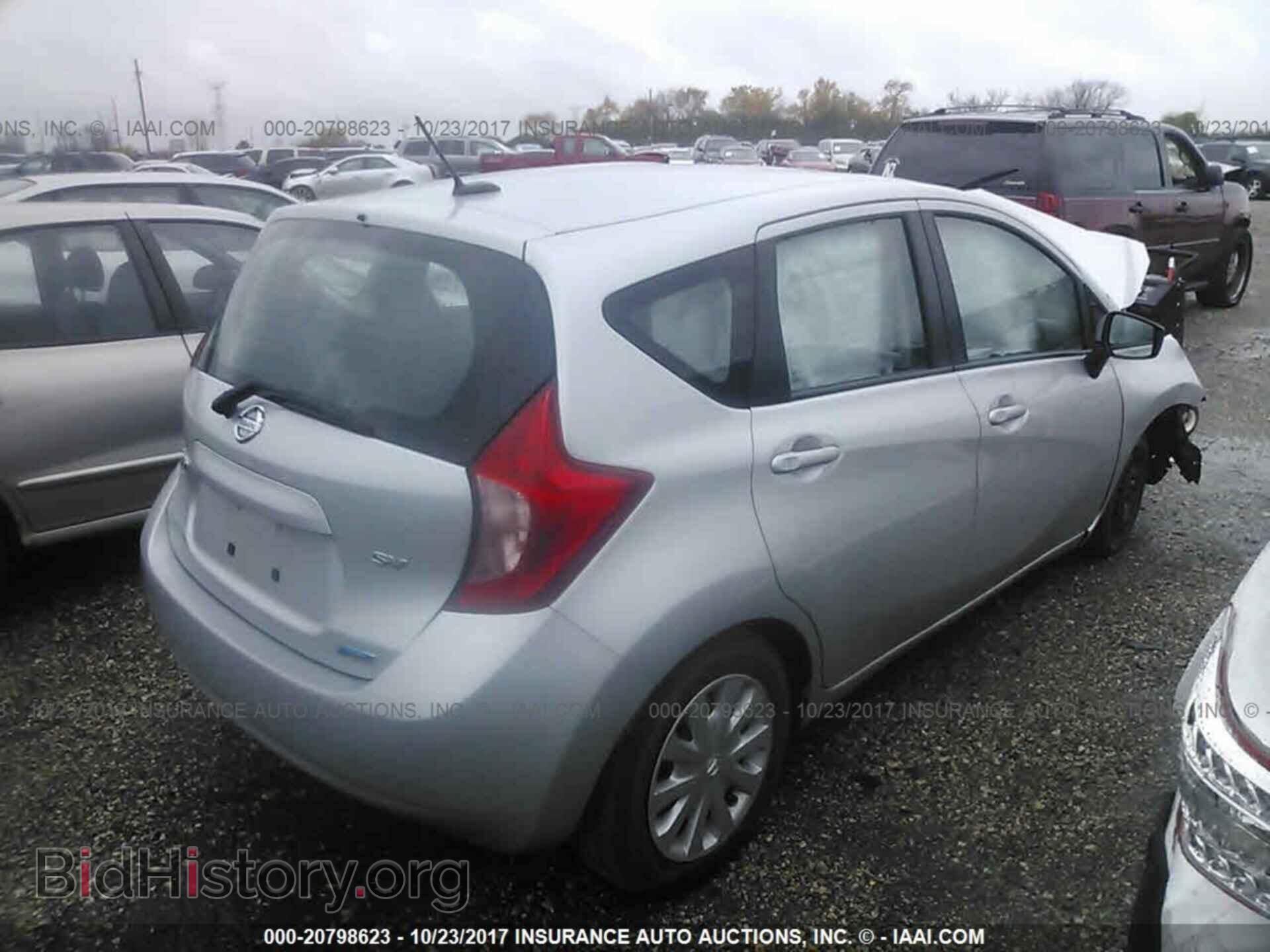 2016 Nissan Versa note - VIN: 3N1CE2CP7GL357565 - Фото 4