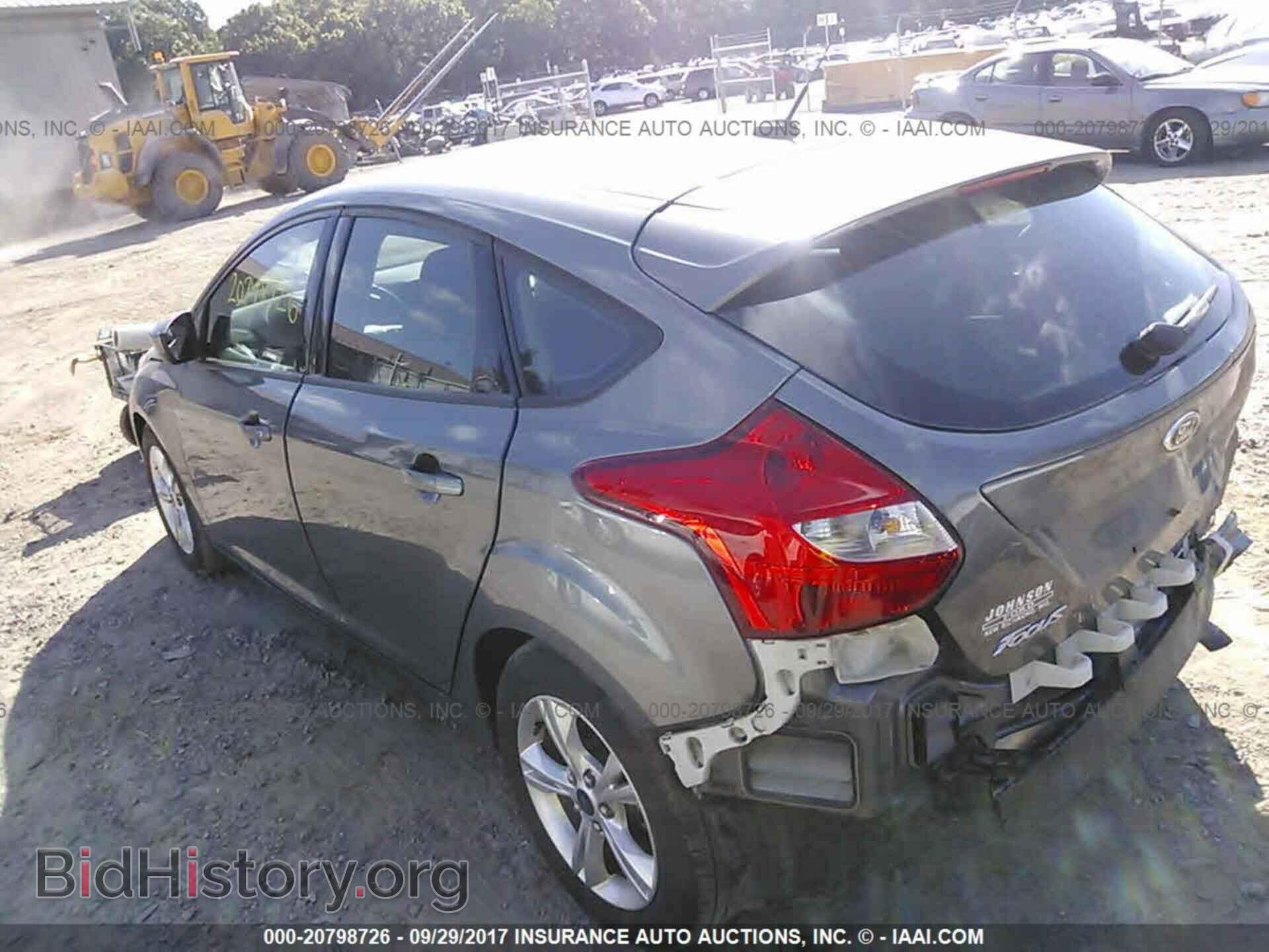 2012 Ford Focus - VIN: 1FAHP3K23CL410315 - Photo 3