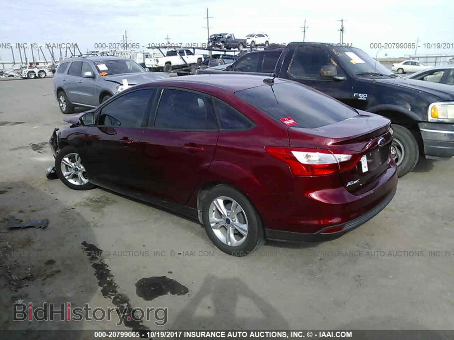 2014 Ford Focus - VIN: 1FADP3F20EL372960 - Фото 3