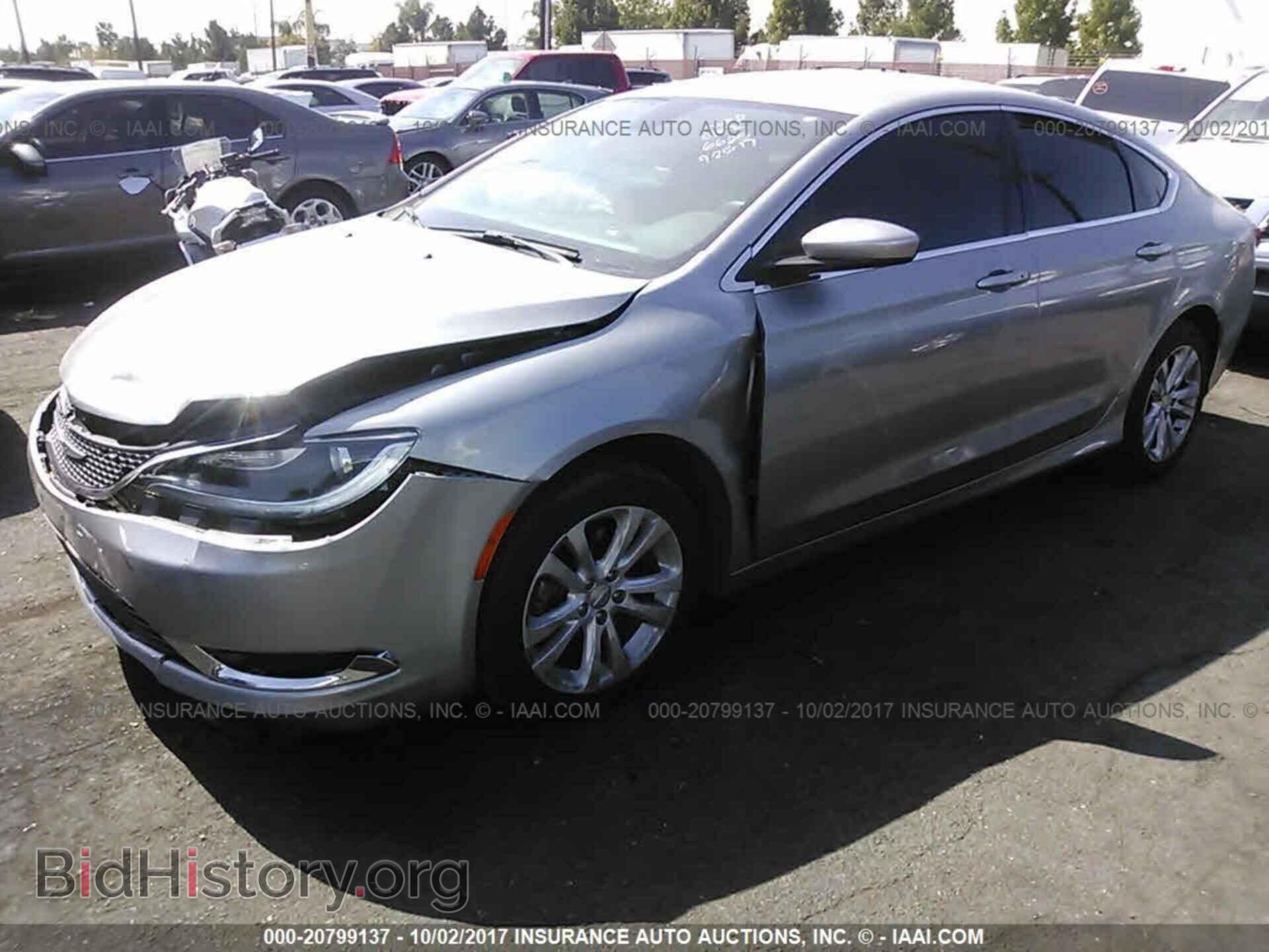 2016 Chrysler 200 - VIN: 1C3CCCABXGN106625 - Photo 2