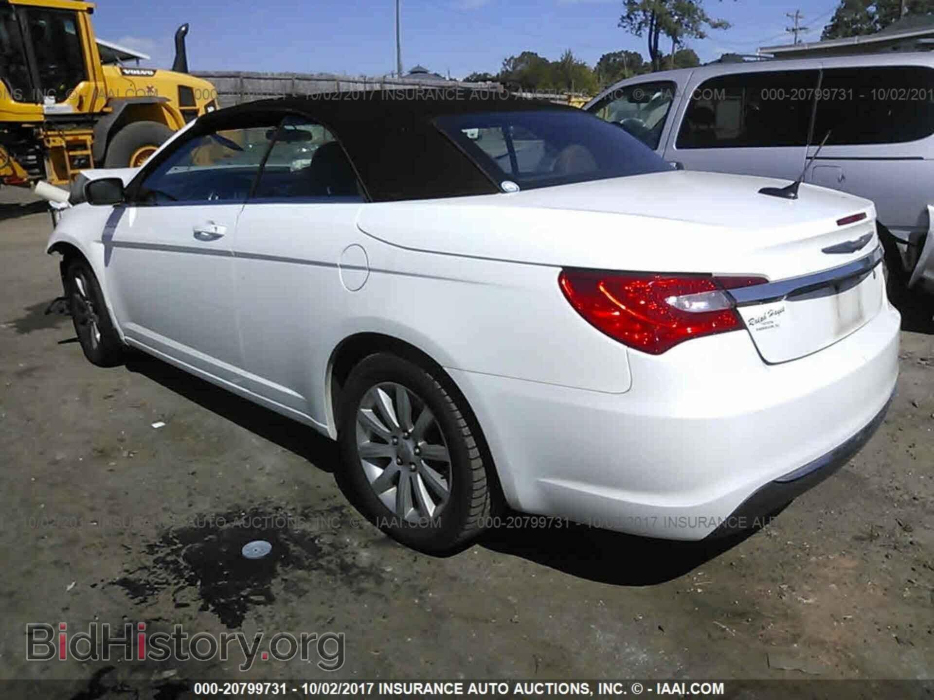 2012 Chrysler 200 - VIN: 1C3BCBEB0CN134329 - Фото 3