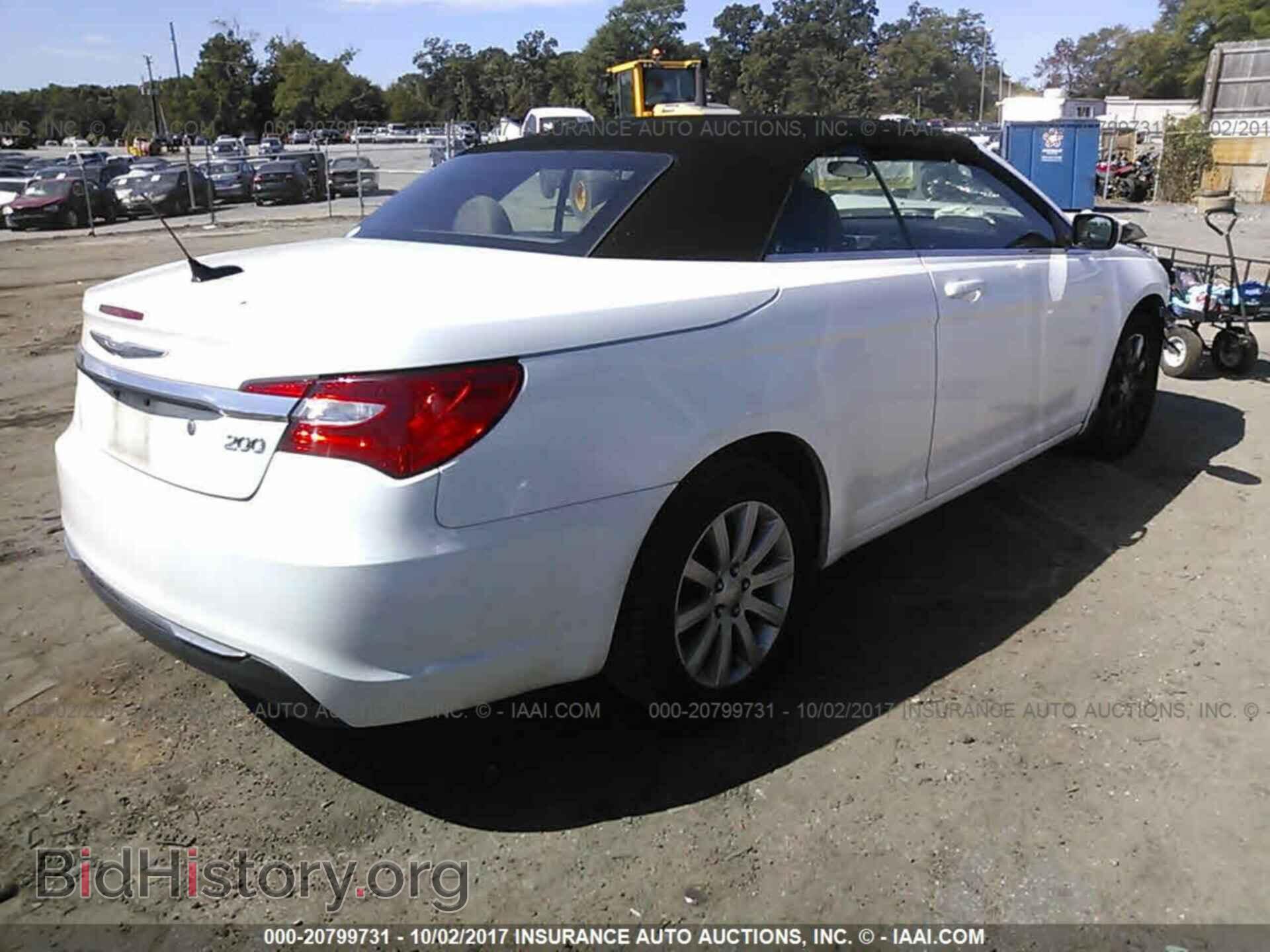2012 Chrysler 200 - VIN: 1C3BCBEB0CN134329 - Фото 4