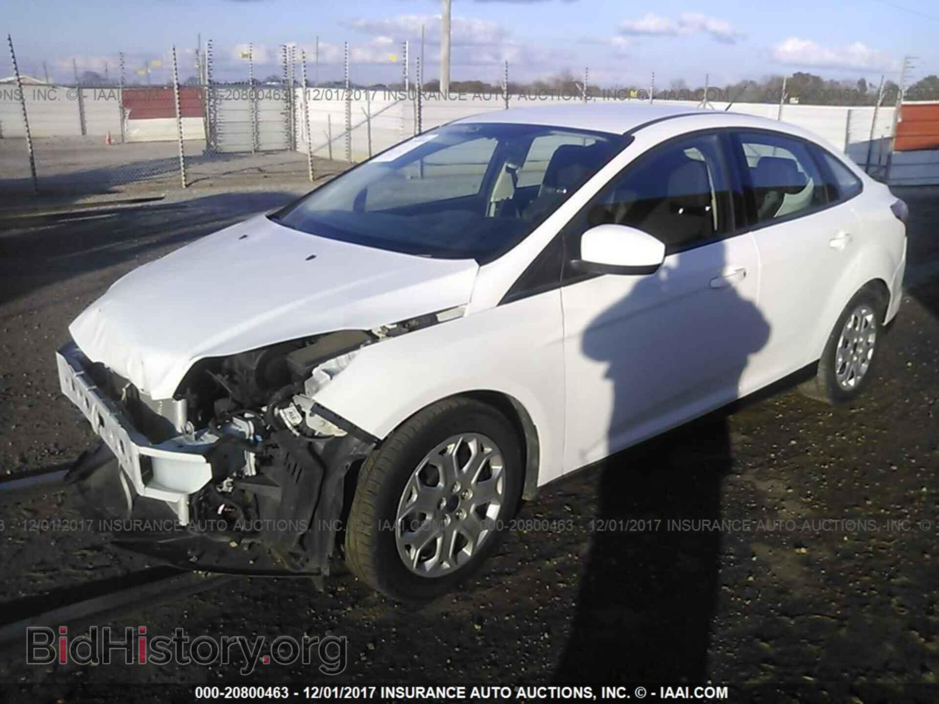 2012 Ford Focus - VIN: 1FAHP3F26CL132410 - Фото 2