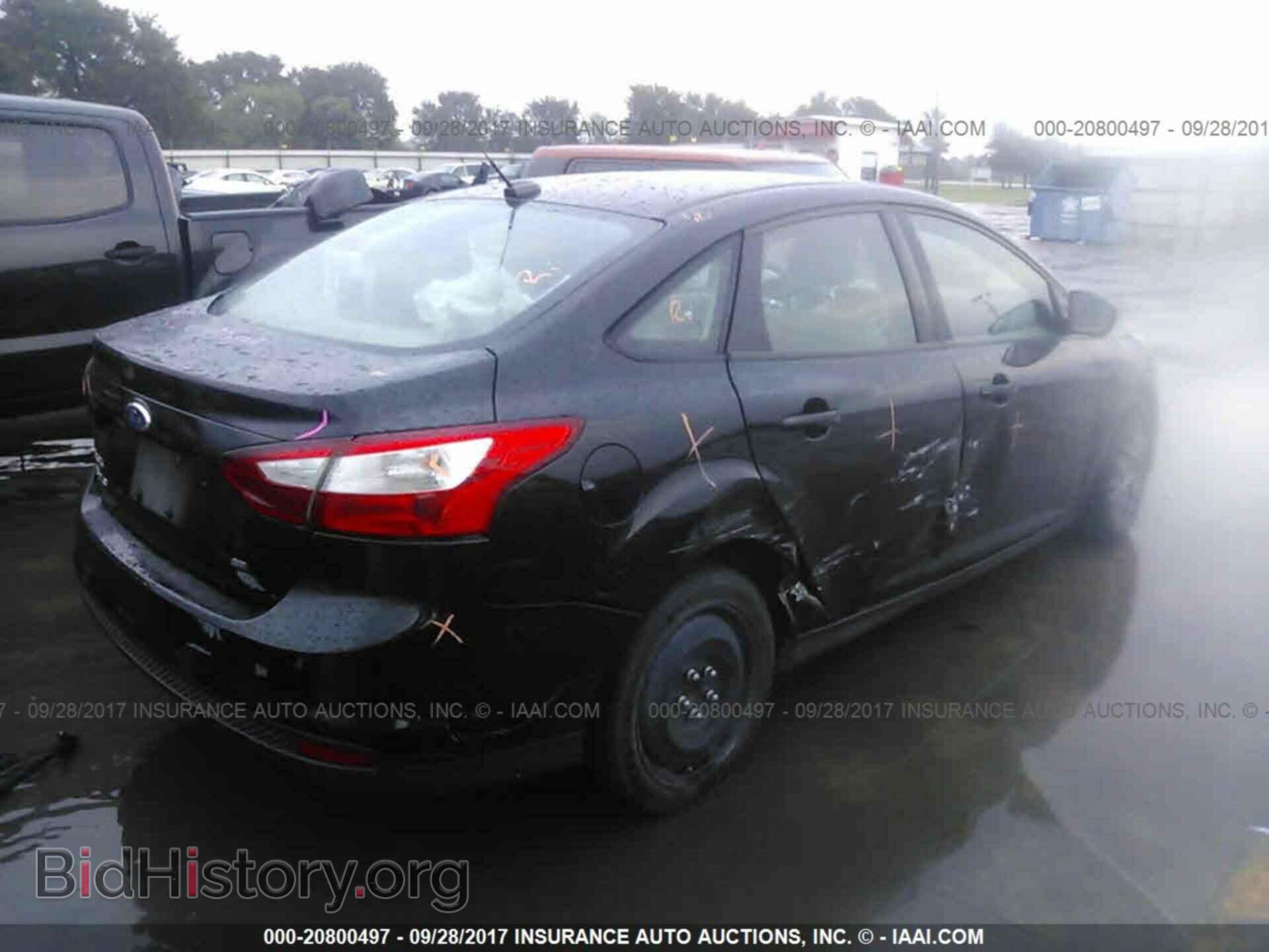 2012 Ford Focus - VIN: 1FAHP3F20CL250114 - Photo 4