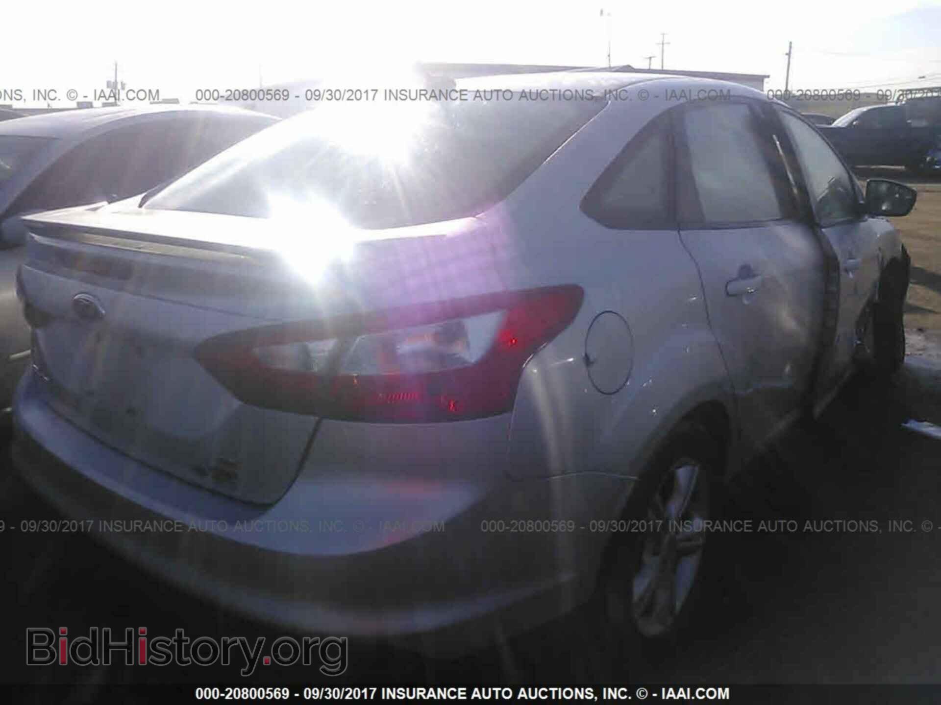 2012 Ford Focus - VIN: 1FAHP3F29CL312870 - Photo 4