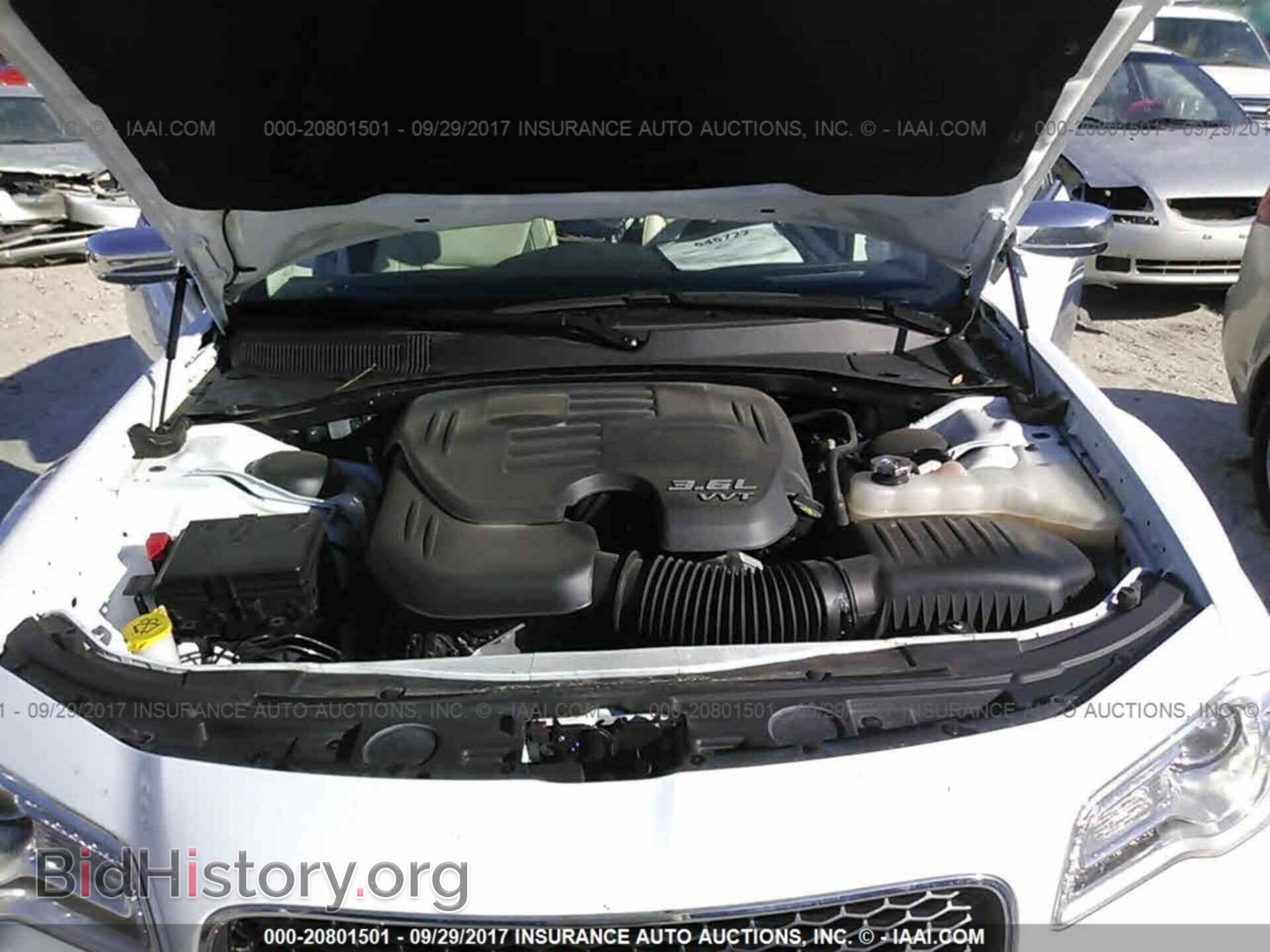2016 Chrysler 300c - VIN: 2C3CCAEG2GH287027 - Фото 10