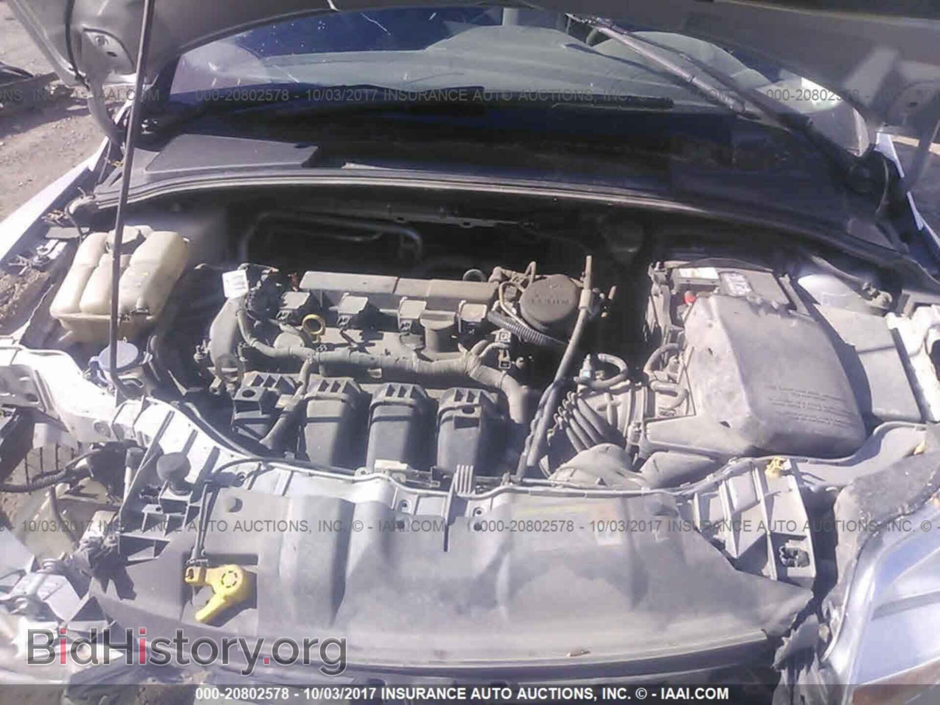 2012 Ford Focus - VIN: 1FAHP3E20CL326965 - Photo 10