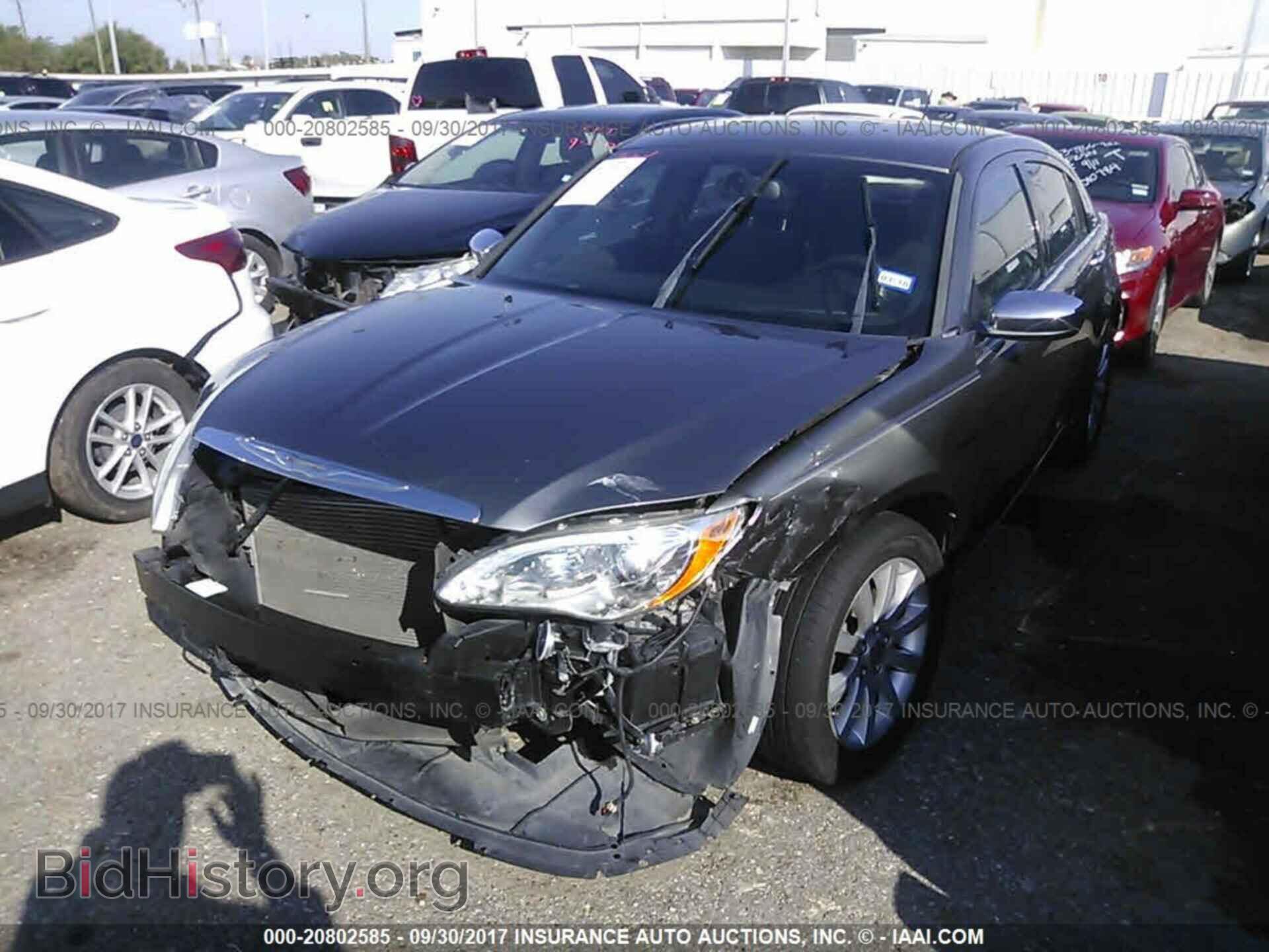 2013 Chrysler 200 - VIN: 1C3CCBCG3DN726912 - Photo 2