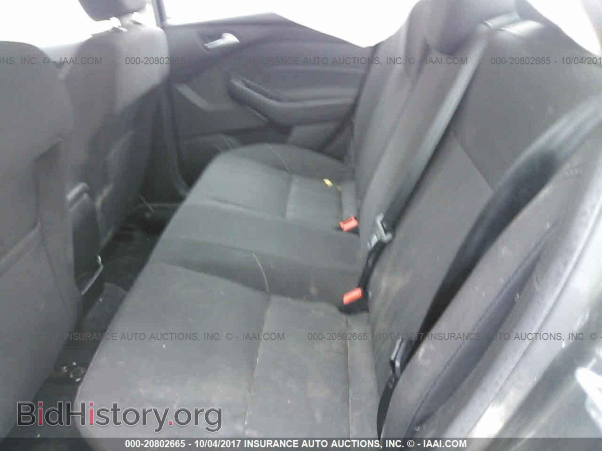 2017 Ford Focus - VIN: 1FADP3F2XHL284082 - Photo 8