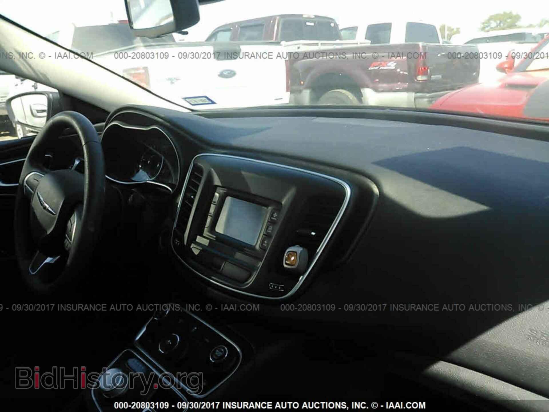 2015 Chrysler 200 - VIN: 1C3CCCFB9FN698249 - Фото 5