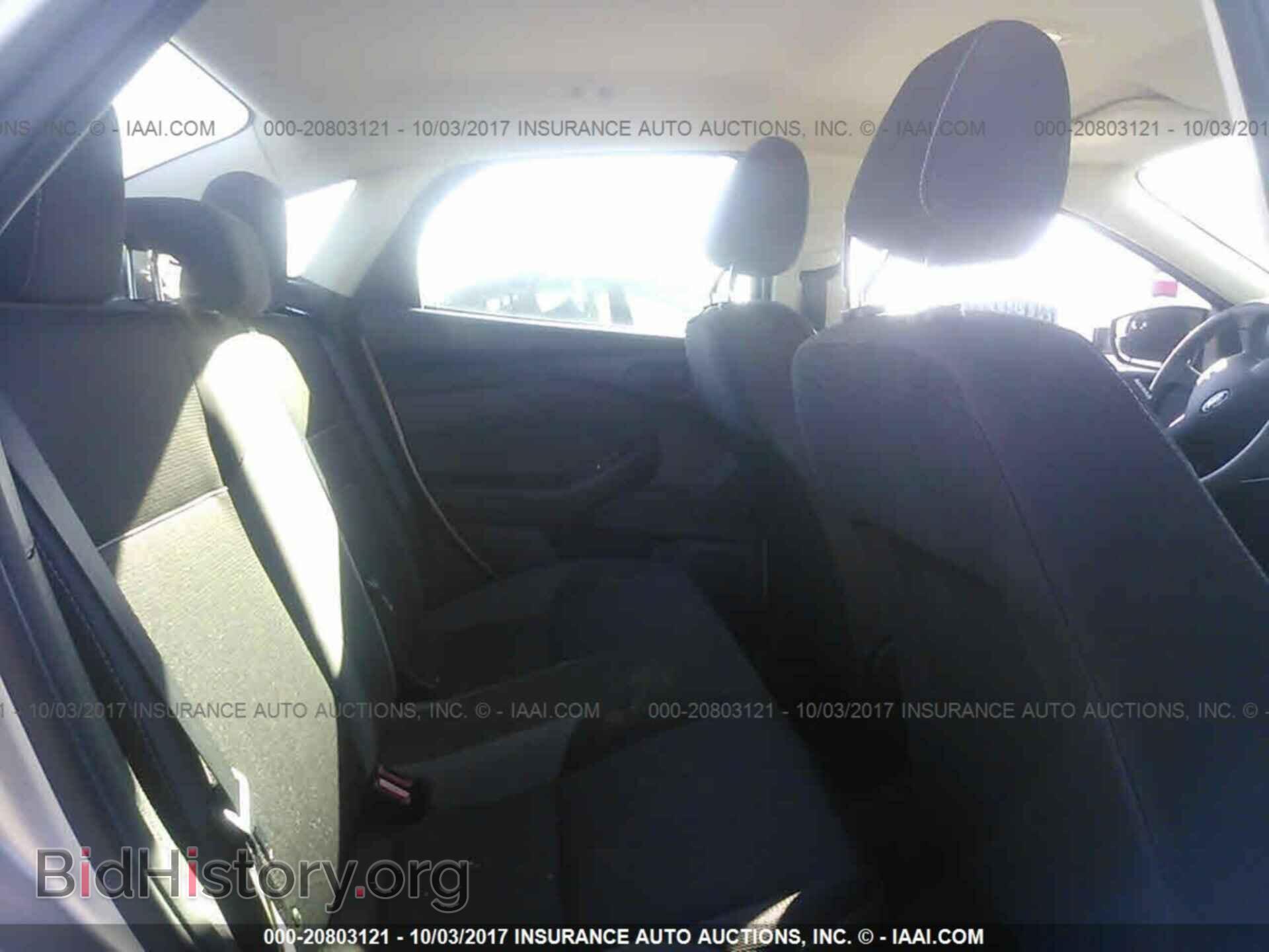 2012 Ford Focus - VIN: 1FAHP3E20CL321524 - Photo 8