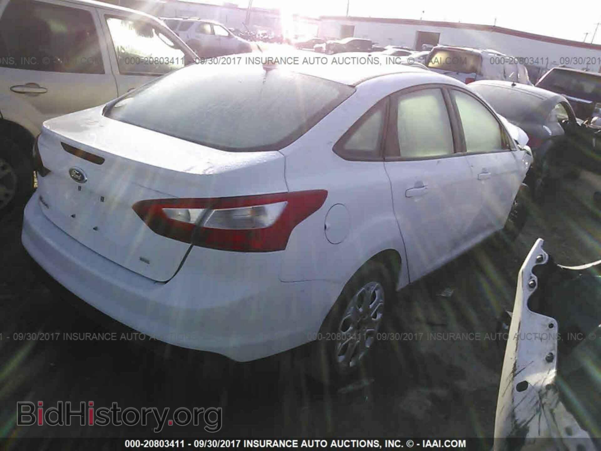 2012 Ford Focus - VIN: 1FAHP3F29CL355248 - Photo 4