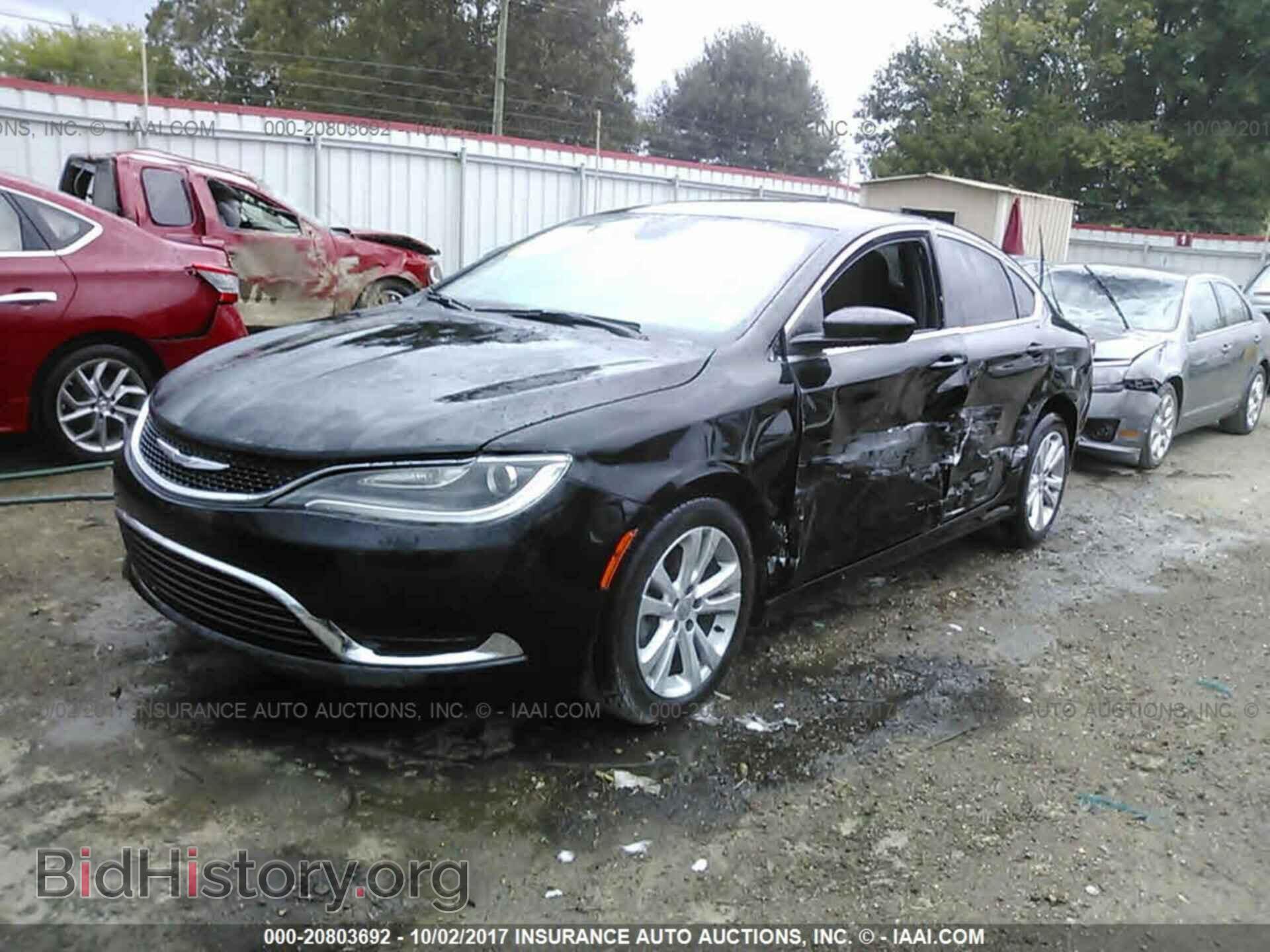 2015 Chrysler 200 - VIN: 1C3CCCAB4FN704773 - Photo 2