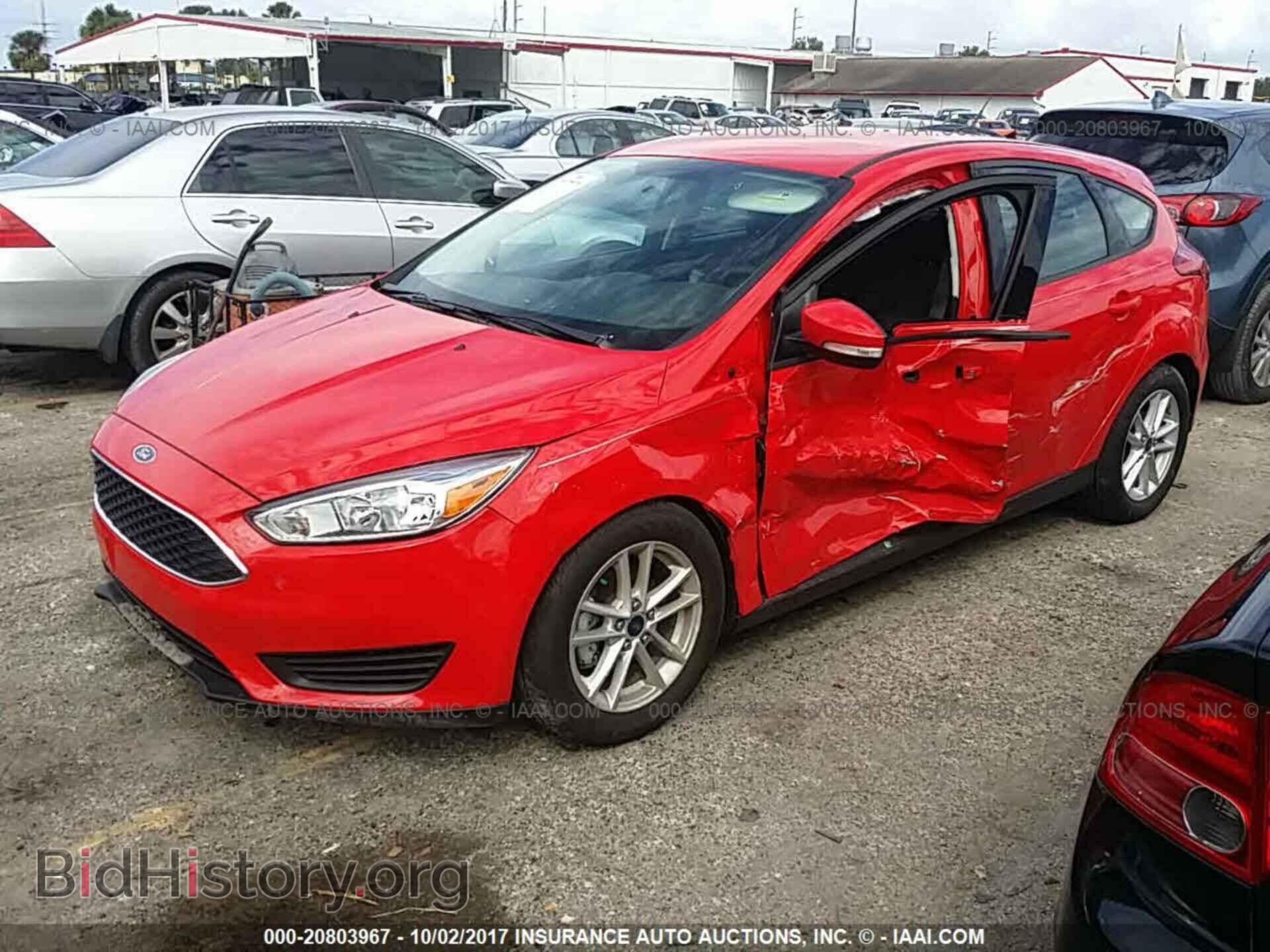 2016 Ford Focus - VIN: 1FADP3K26GL242206 - Фото 2