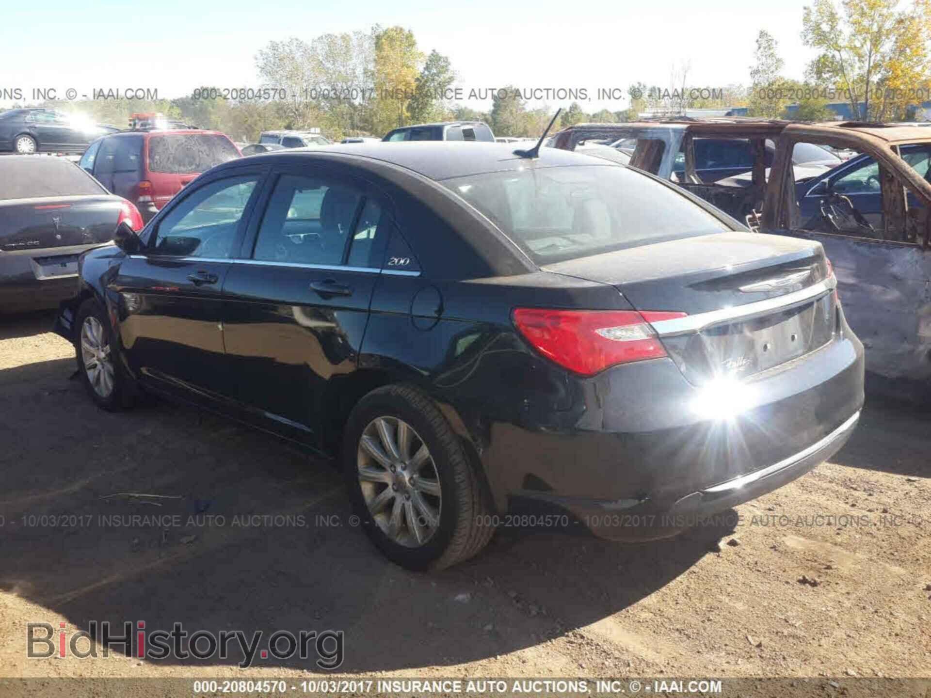 2013 Chrysler 200 - VIN: 1C3CCBBB1DN570990 - Фото 3