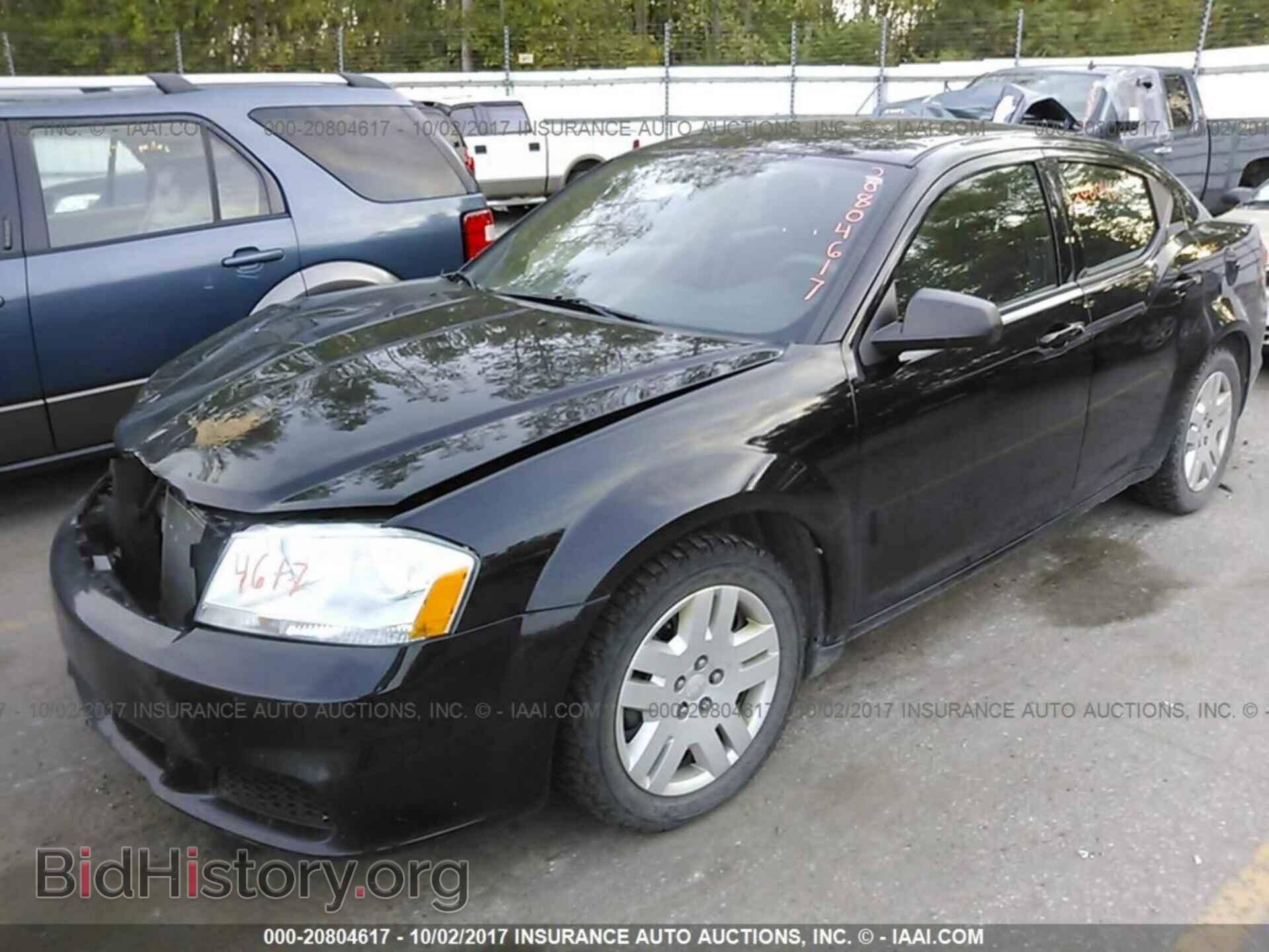 2011 Dodge Avenger - VIN: 1B3BD4FB0BN573193 - Фото 2