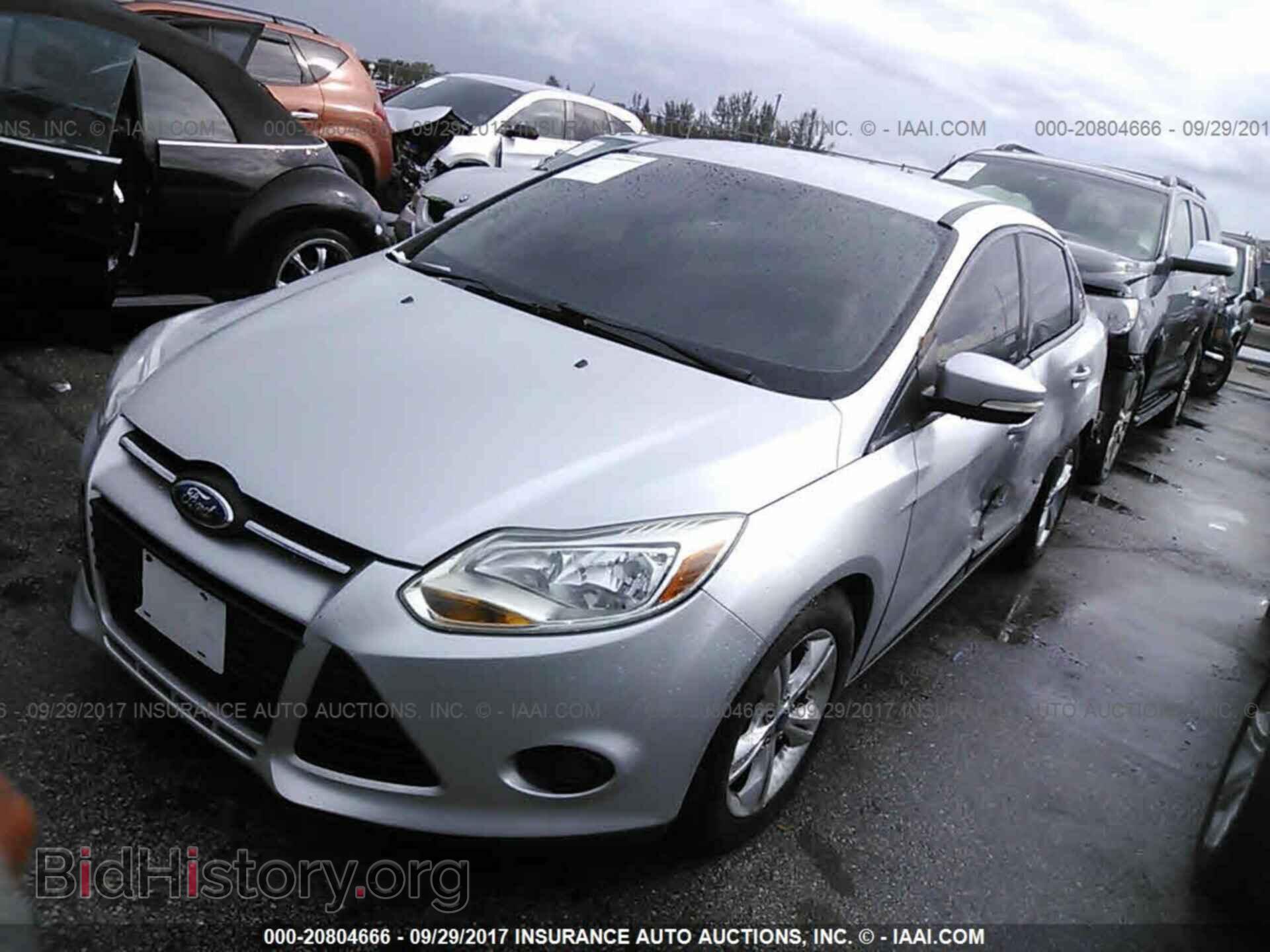 2013 Ford Focus - VIN: 1FADP3F23DL355018 - Photo 2