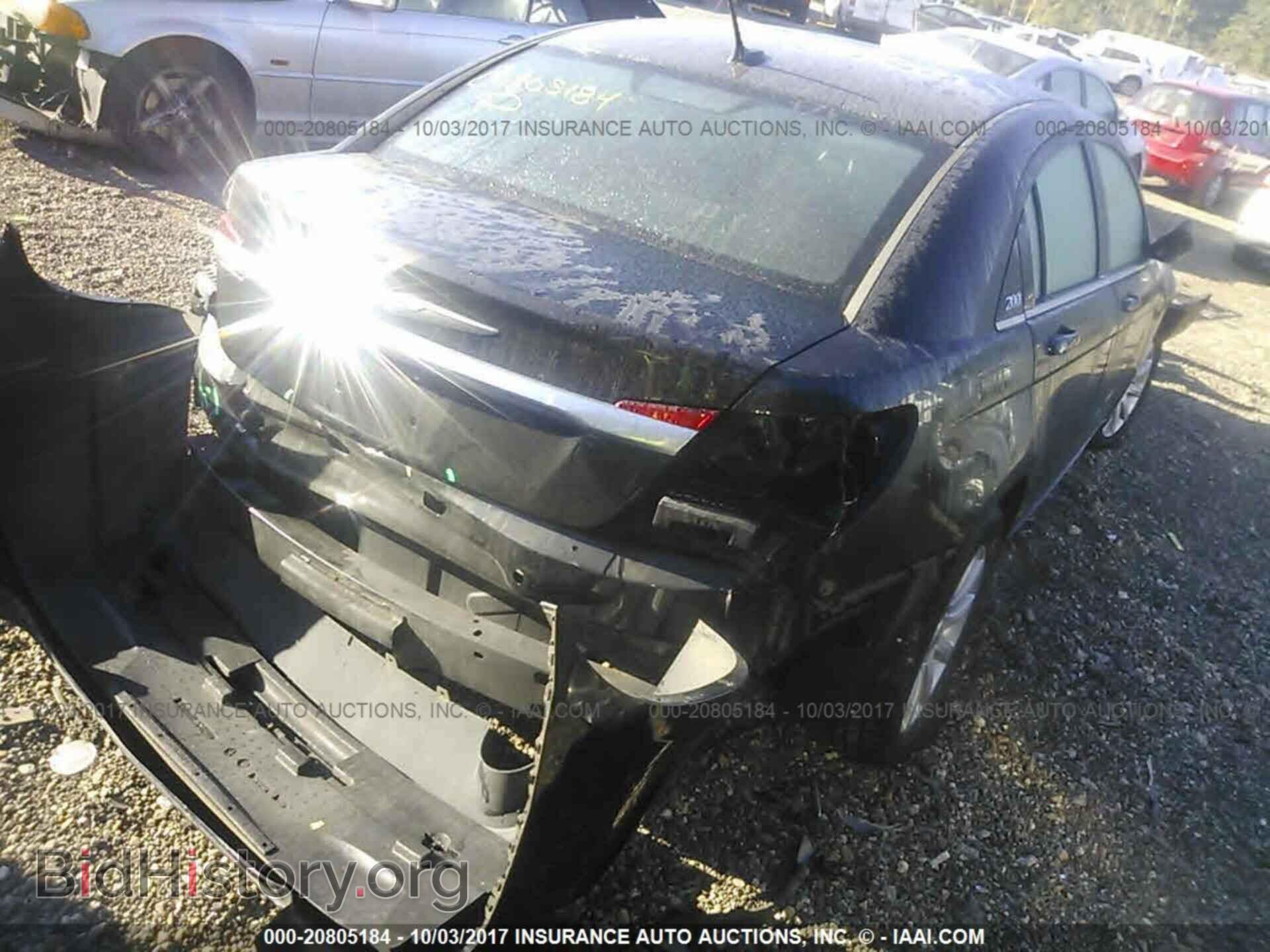 2013 Chrysler 200 - VIN: 1C3CCBBB3DN570103 - Фото 4
