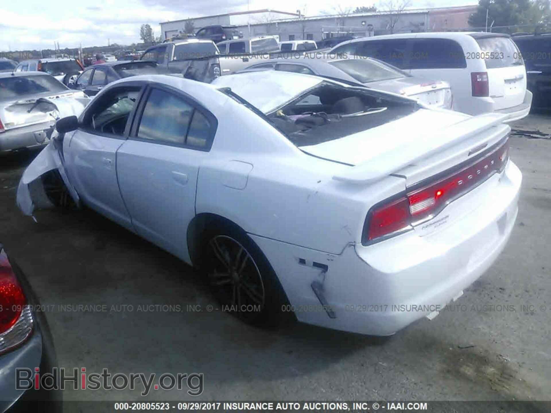 2014 Dodge Charger - VIN: 2C3CDXDT8EH320110 - Фото 3