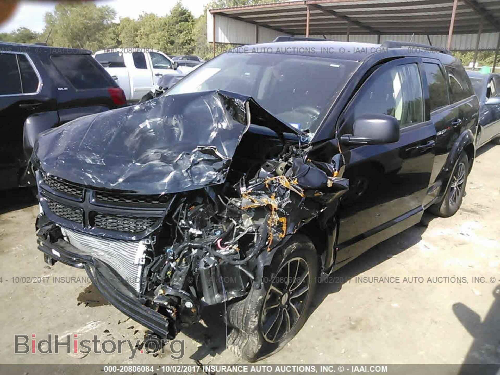 2017 Dodge Journey - VIN: 3C4PDCAB2HT634011 - Фото 2
