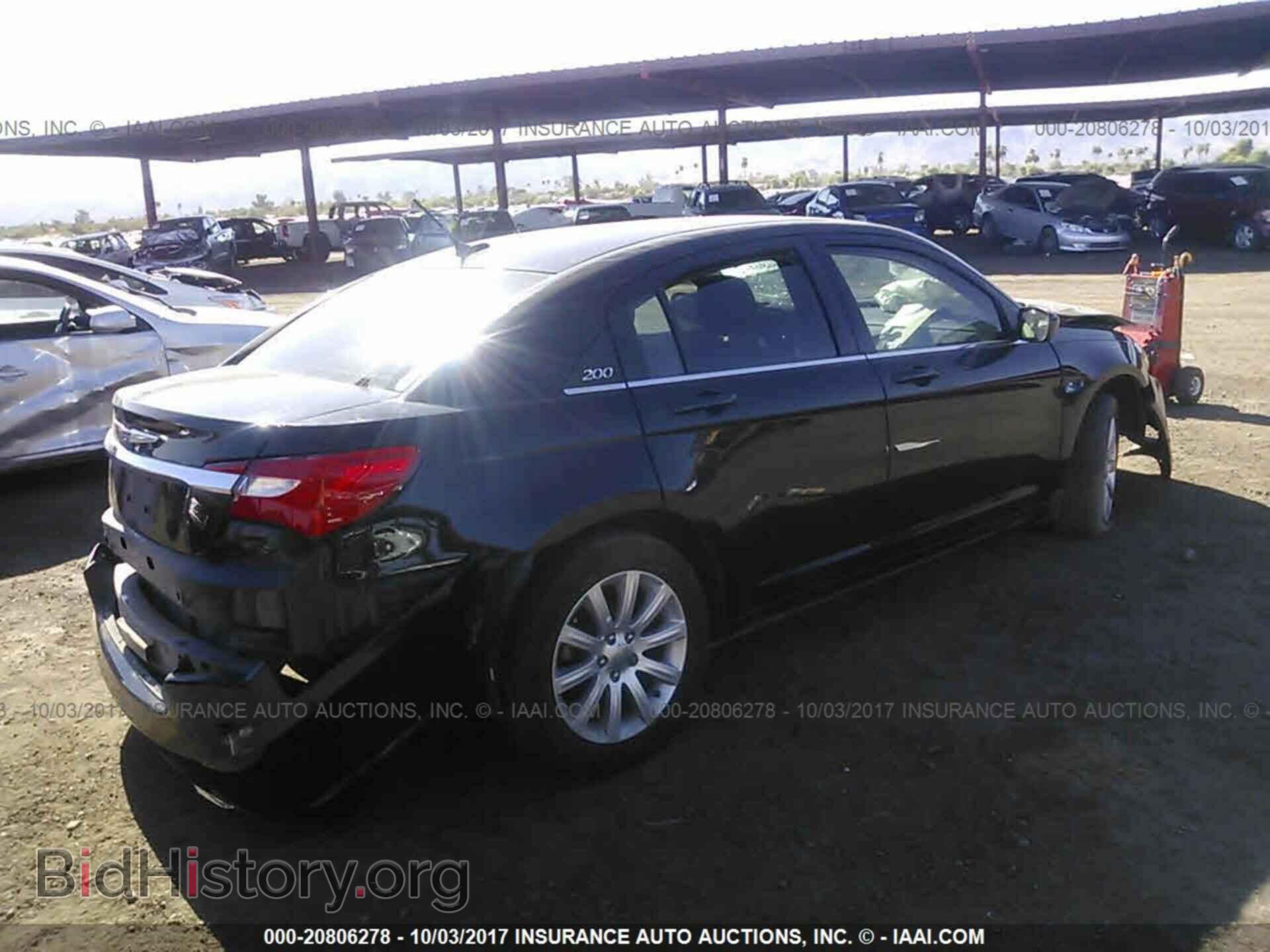 2013 Chrysler 200 - VIN: 1C3CCBBB2DN549470 - Фото 4