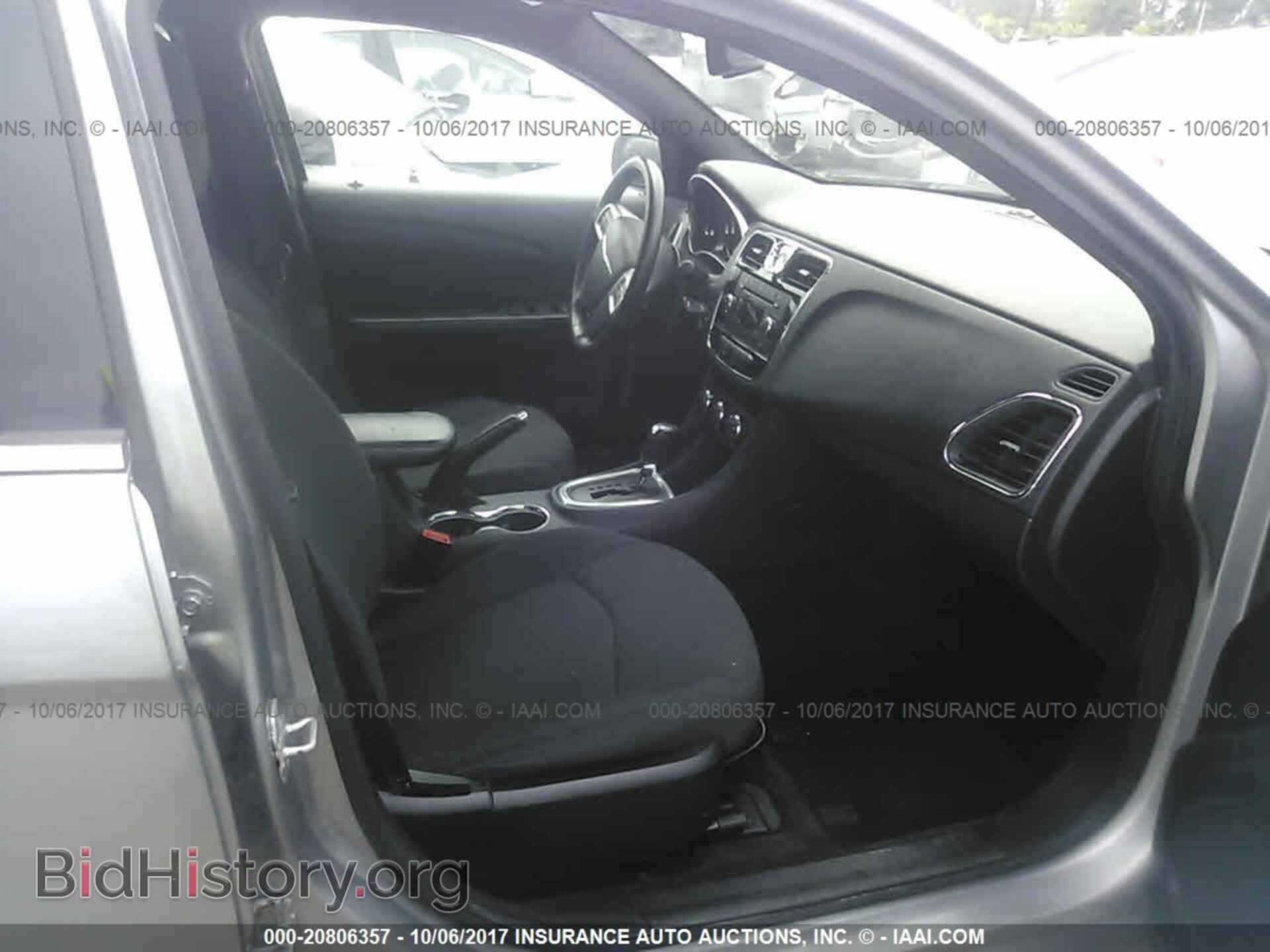 2013 Chrysler 200 - VIN: 1C3CCBBB1DN614891 - Photo 5