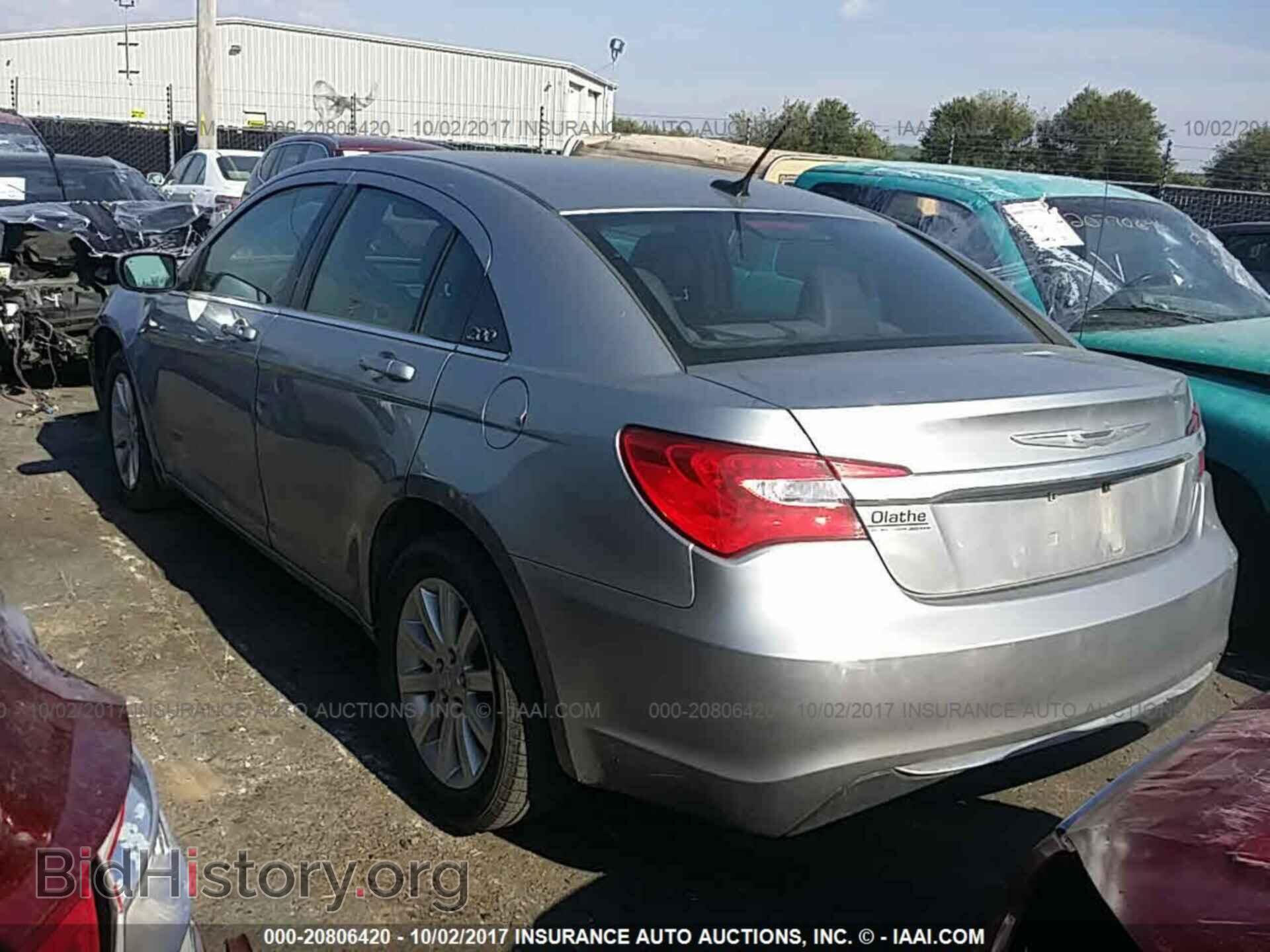 2013 Chrysler 200 - VIN: 1C3CCBBB8DN567780 - Фото 3